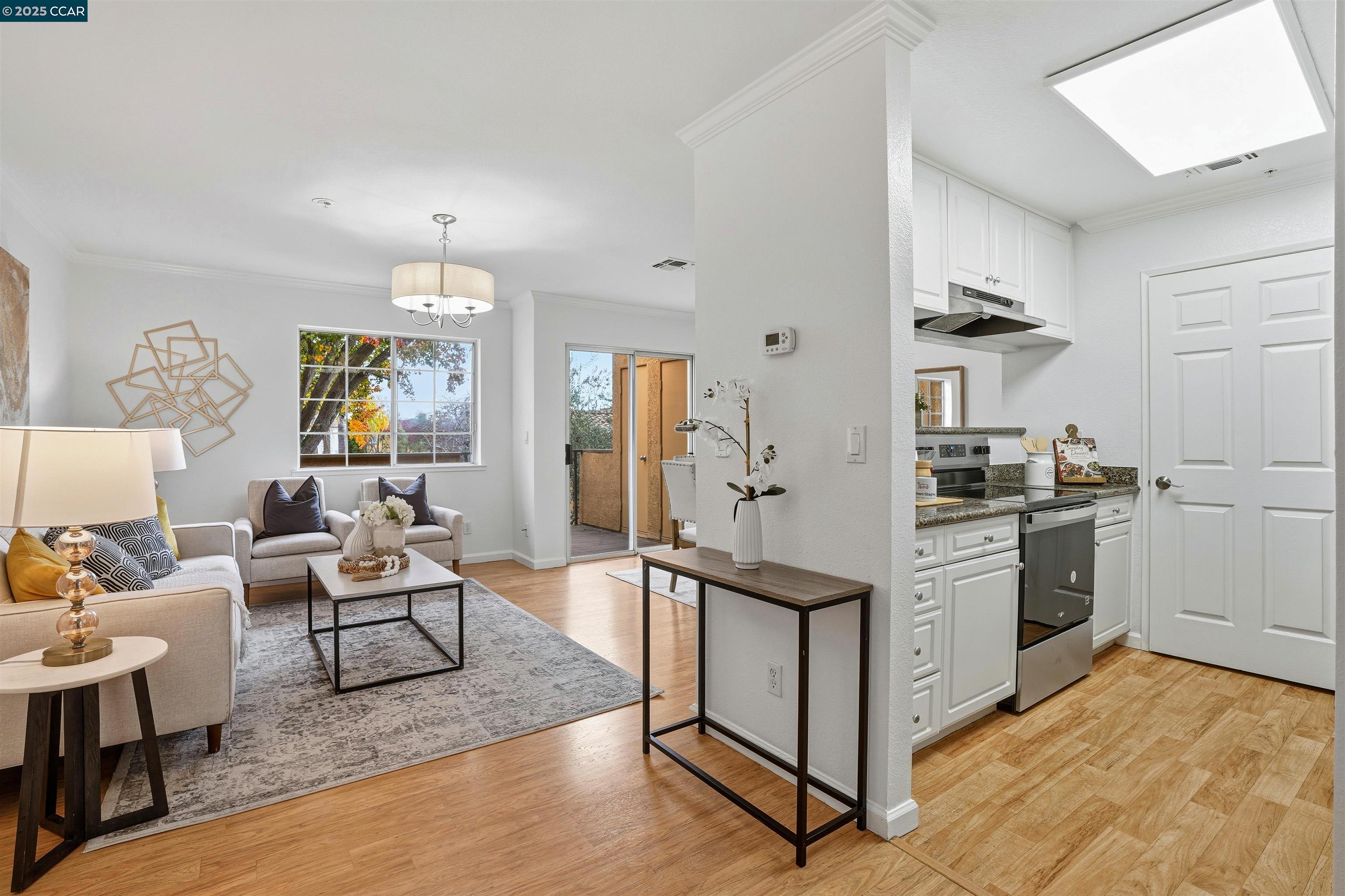 Detail Gallery Image 4 of 31 For 480 Bollinger Canyon Ln #273,  San Ramon,  CA 94582 - 1 Beds | 1 Baths