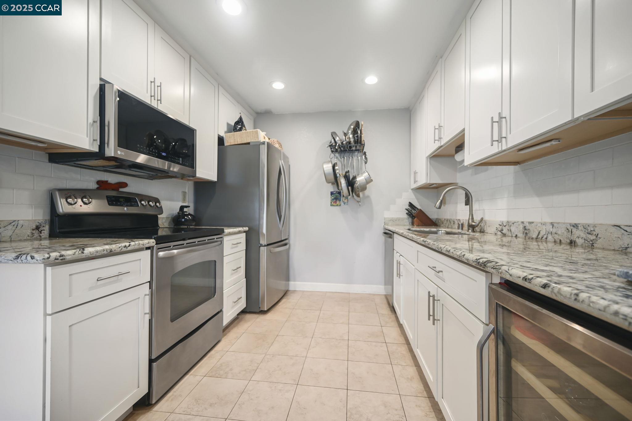 Photo #11: 41119696 Listing: Photo #11