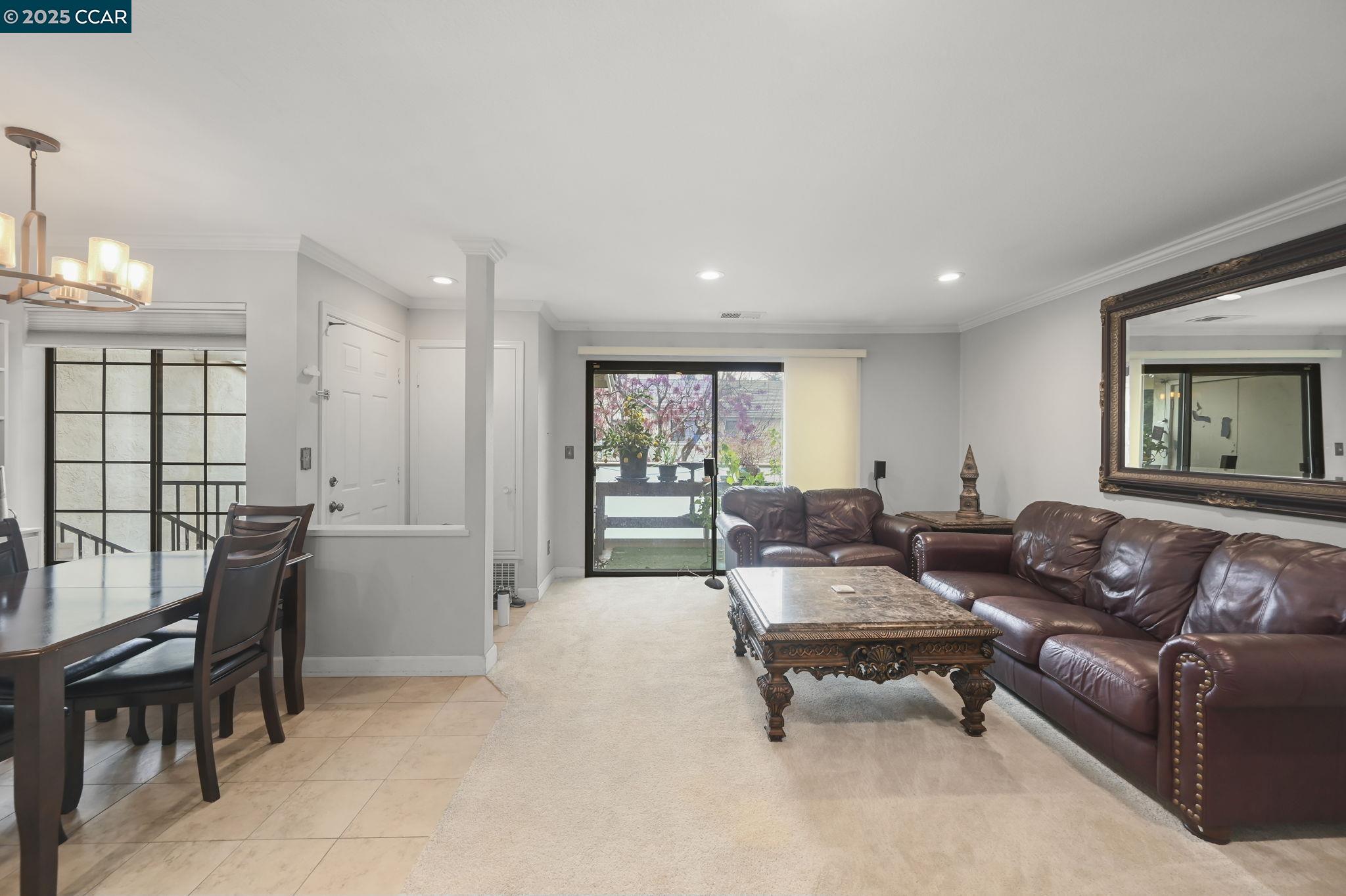 Photo #4: 41119696 Listing: Photo #4