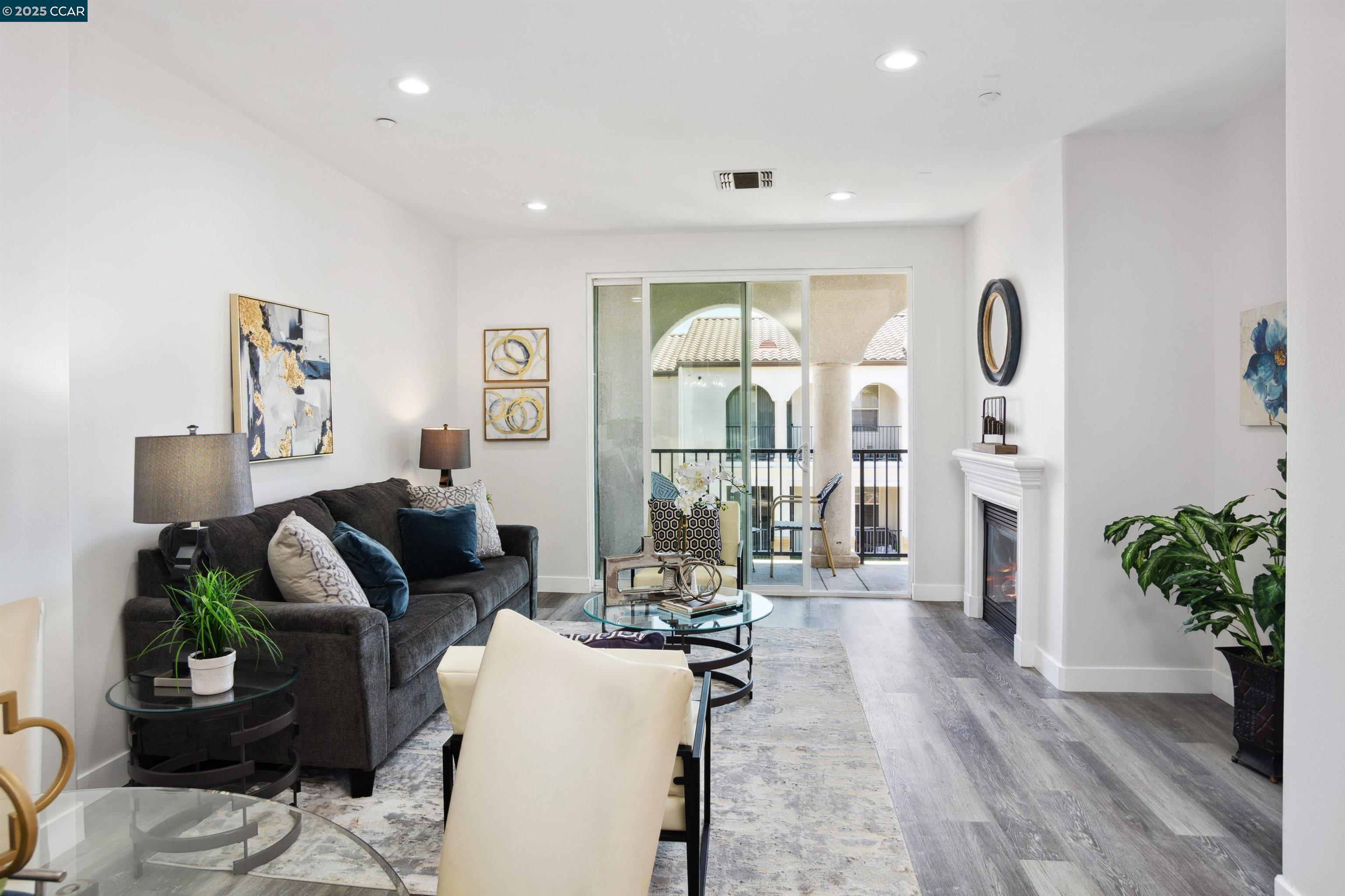 Photo #9: 41119715 Listing: Photo #9