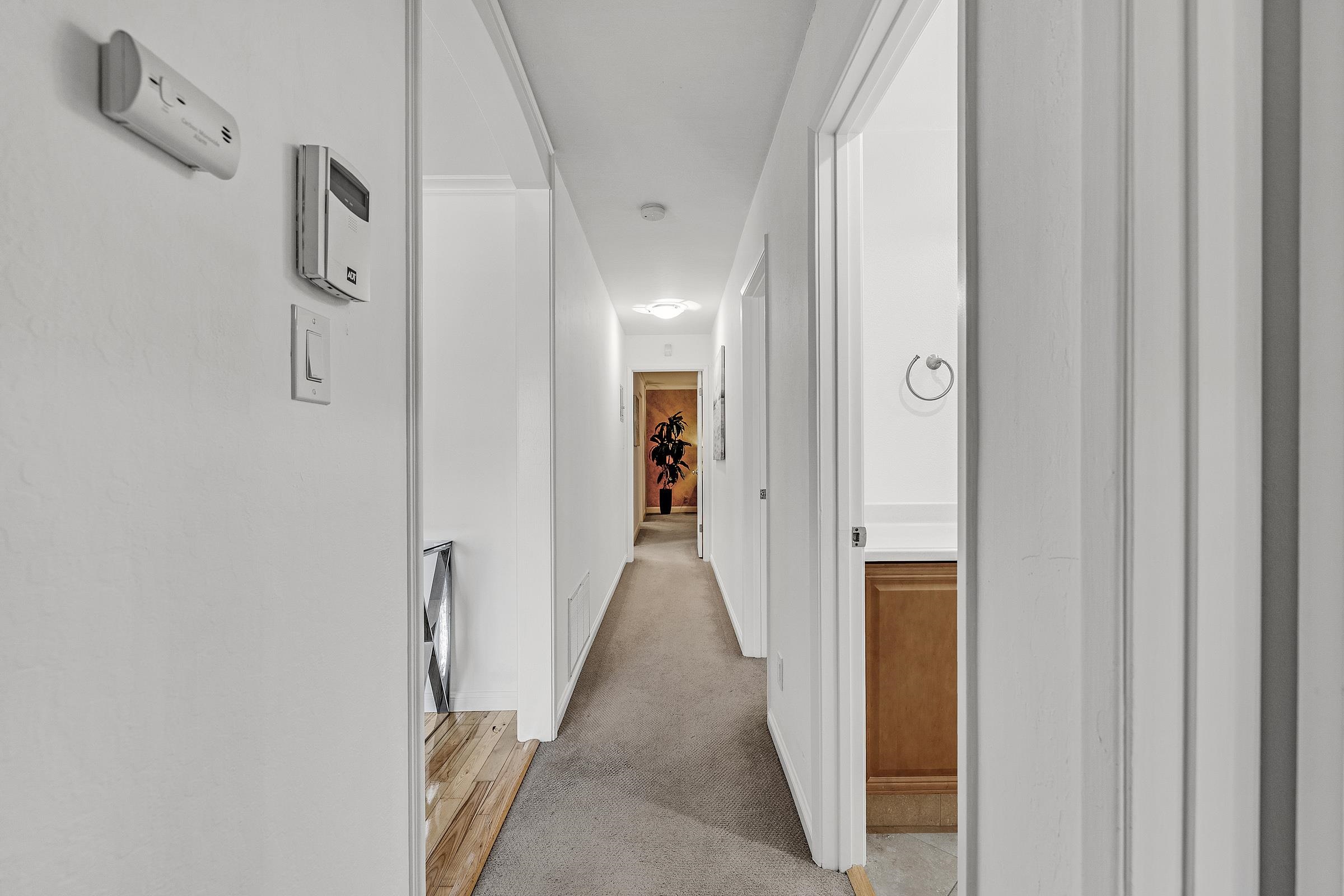Detail Gallery Image 18 of 31 For 1120 Hollywood Ave #1,  Oakland,  CA 94602 - 3 Beds | 2 Baths
