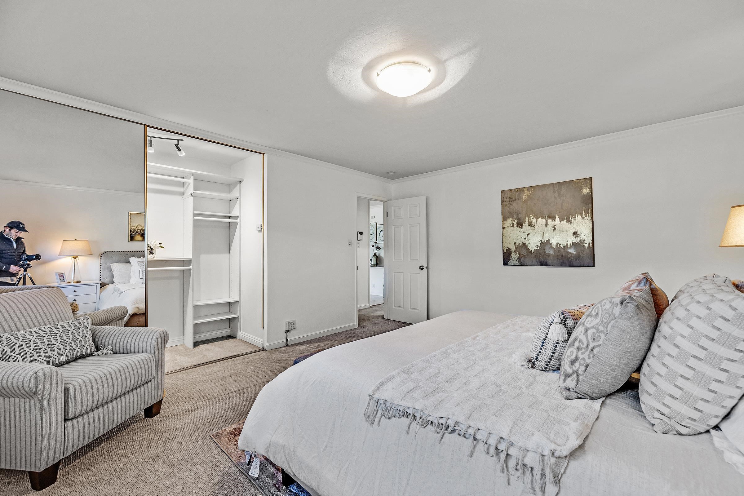 Detail Gallery Image 21 of 31 For 1120 Hollywood Ave #1,  Oakland,  CA 94602 - 3 Beds | 2 Baths