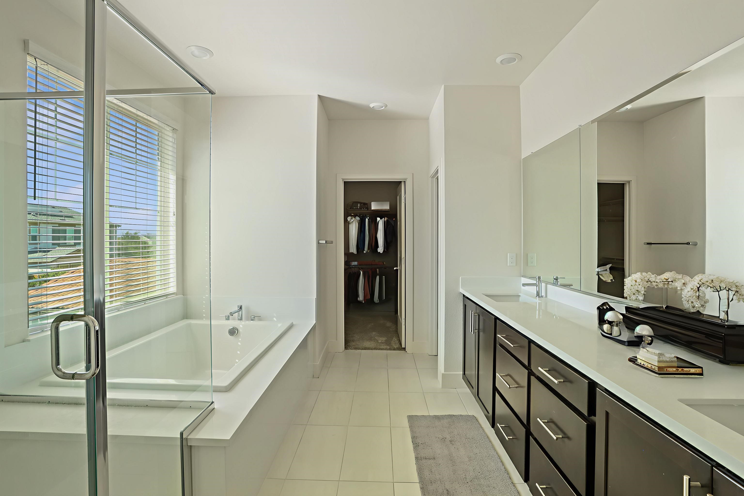 Detail Gallery Image 11 of 51 For 2605 Luna Ave, Tracy,  CA 95377 - 4 Beds | 3 Baths