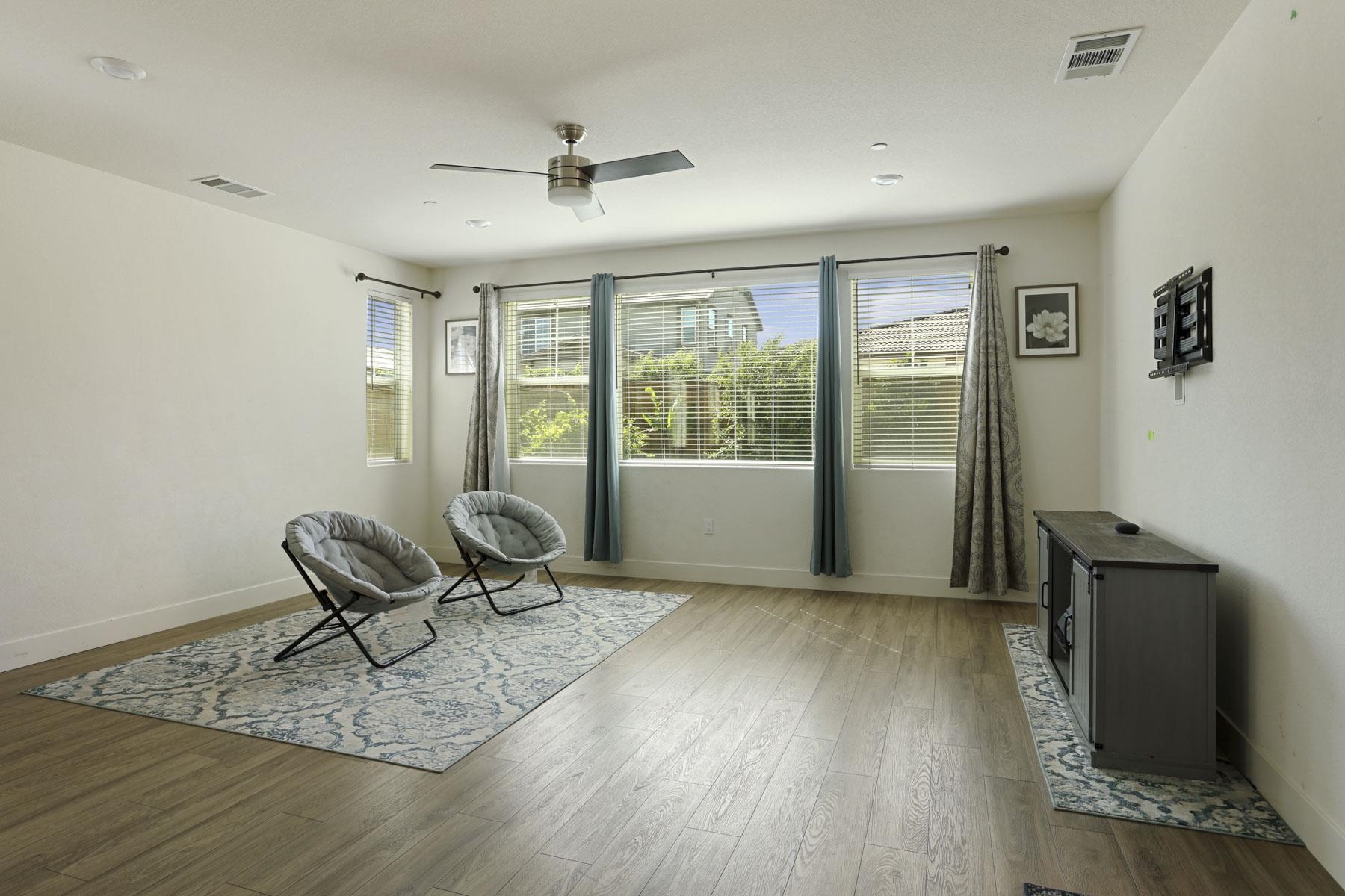 Detail Gallery Image 26 of 51 For 2605 Luna Ave, Tracy,  CA 95377 - 4 Beds | 3 Baths