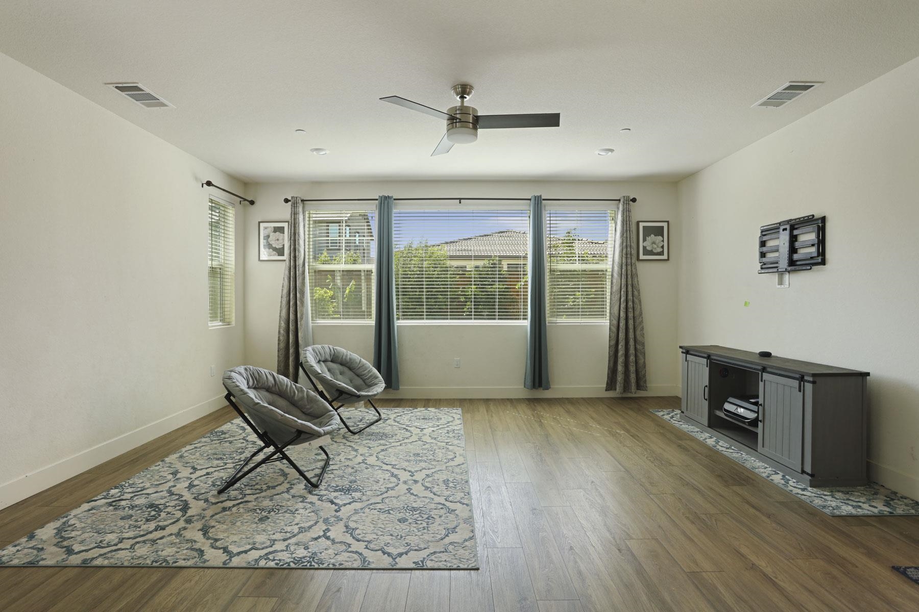 Detail Gallery Image 27 of 51 For 2605 Luna Ave, Tracy,  CA 95377 - 4 Beds | 3 Baths