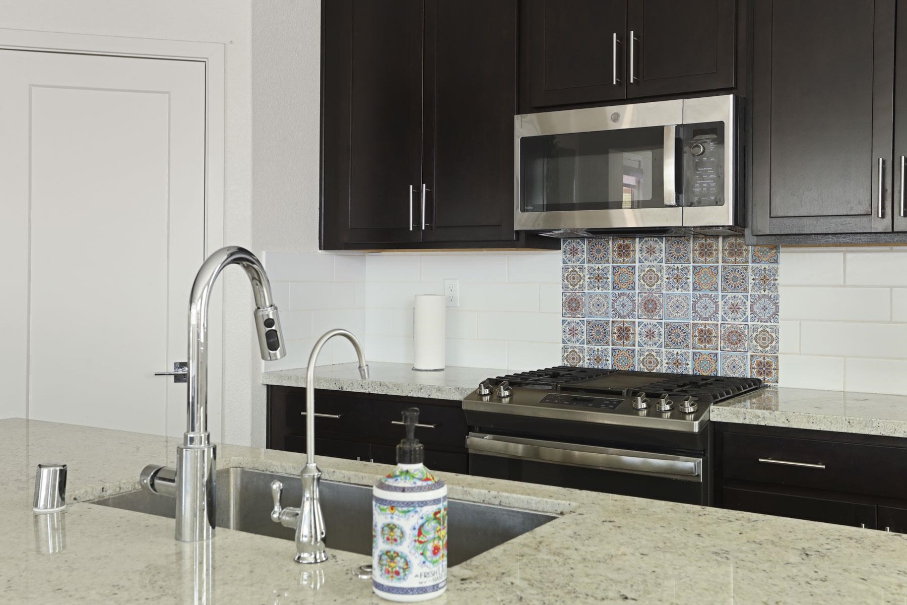 Detail Gallery Image 30 of 51 For 2605 Luna Ave, Tracy,  CA 95377 - 4 Beds | 3 Baths