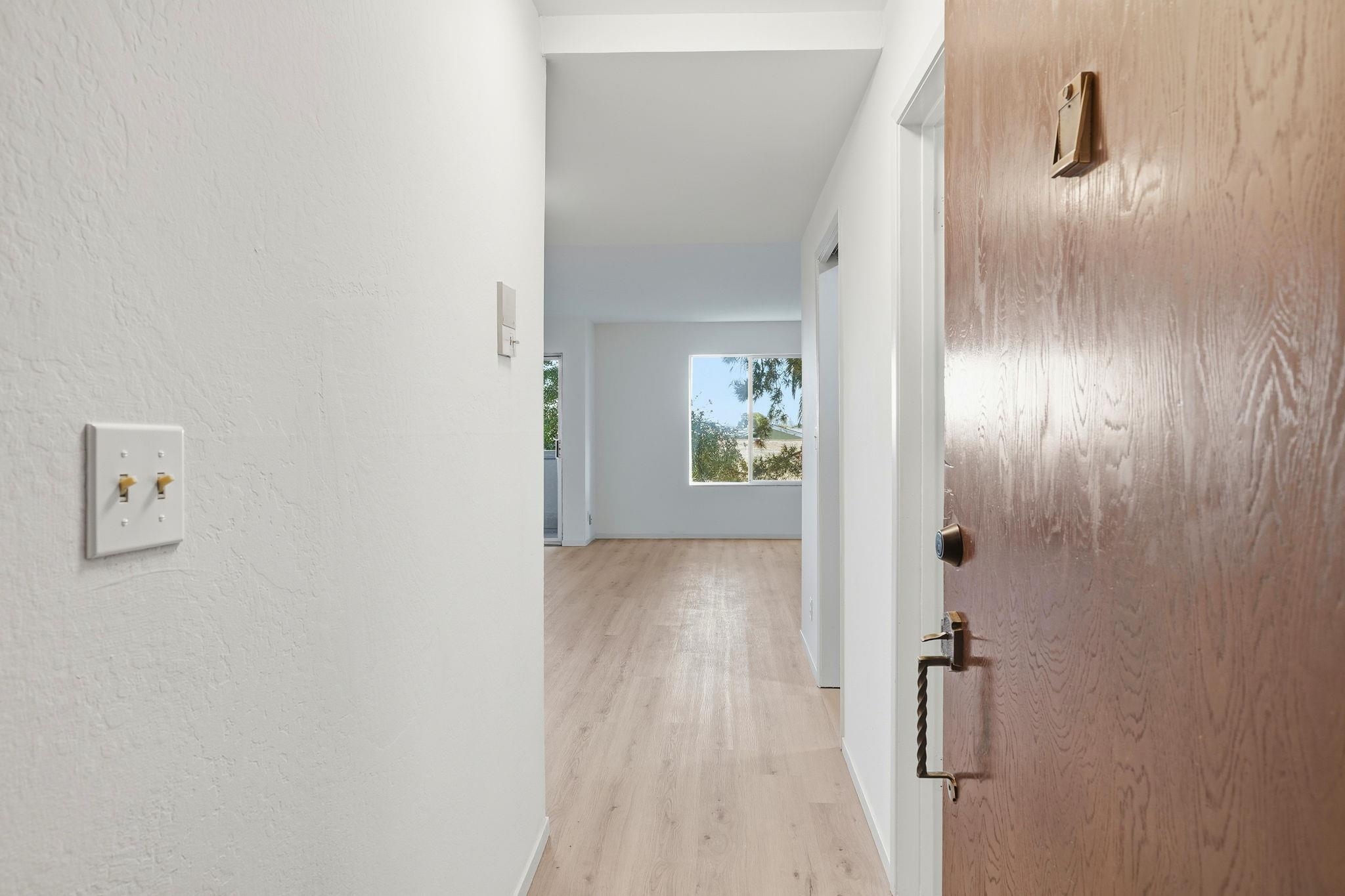 Detail Gallery Image 2 of 24 For 955 Shorepoint Ct #110,  Alameda,  CA 94501 - 0 Beds | 1 Baths