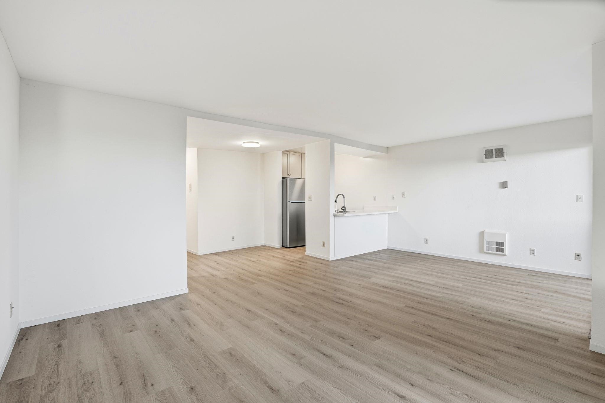 Detail Gallery Image 11 of 24 For 955 Shorepoint Ct #110,  Alameda,  CA 94501 - 0 Beds | 1 Baths