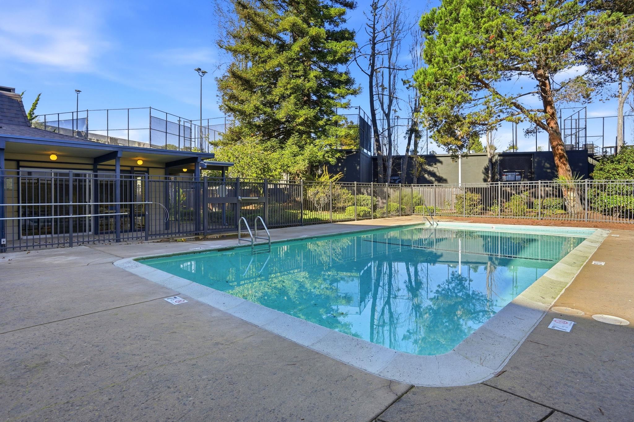 Detail Gallery Image 22 of 24 For 955 Shorepoint Ct #110,  Alameda,  CA 94501 - 0 Beds | 1 Baths