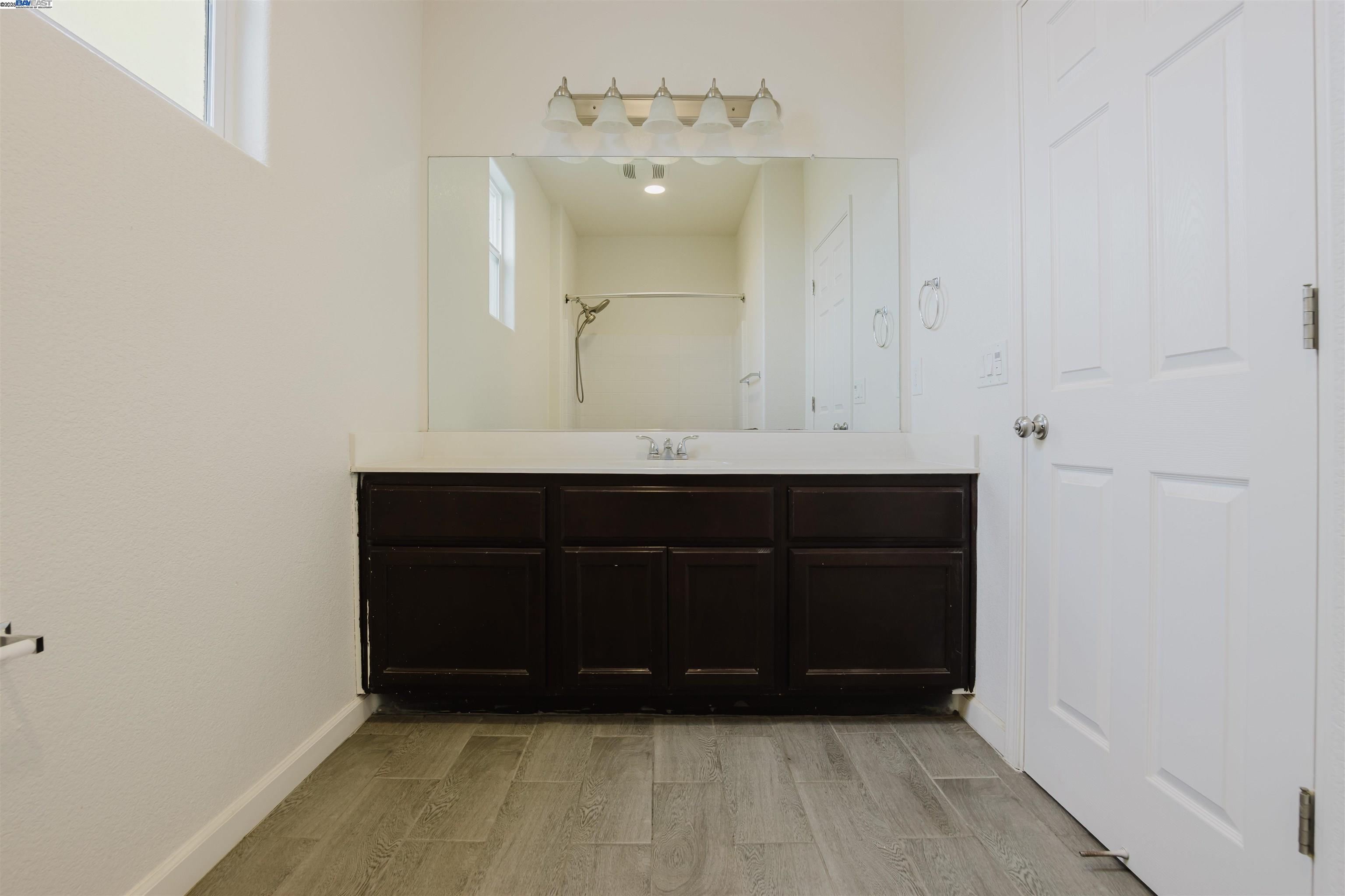 Detail Gallery Image 31 of 50 For 941 Haycastle Ct, Newman,  CA 95360 - 3 Beds | 2/1 Baths