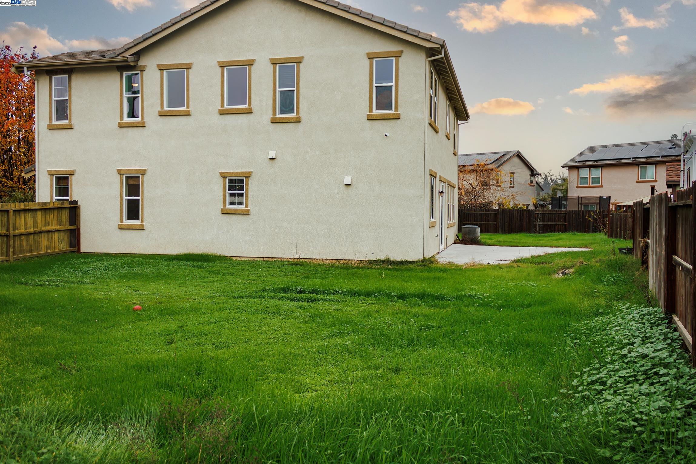 Detail Gallery Image 42 of 50 For 941 Haycastle Ct, Newman,  CA 95360 - 3 Beds | 2/1 Baths