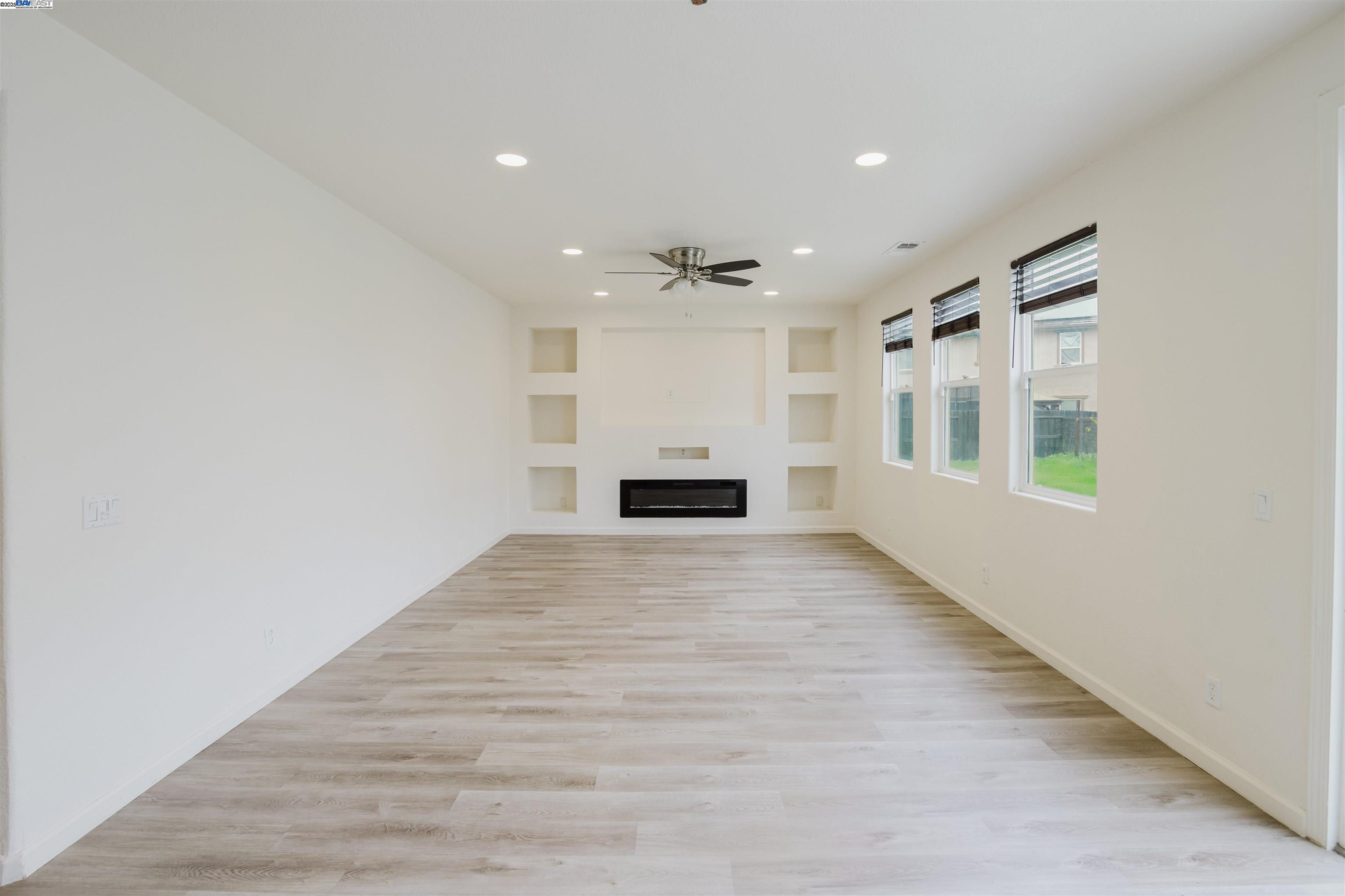 Detail Gallery Image 8 of 50 For 941 Haycastle Ct, Newman,  CA 95360 - 3 Beds | 2/1 Baths