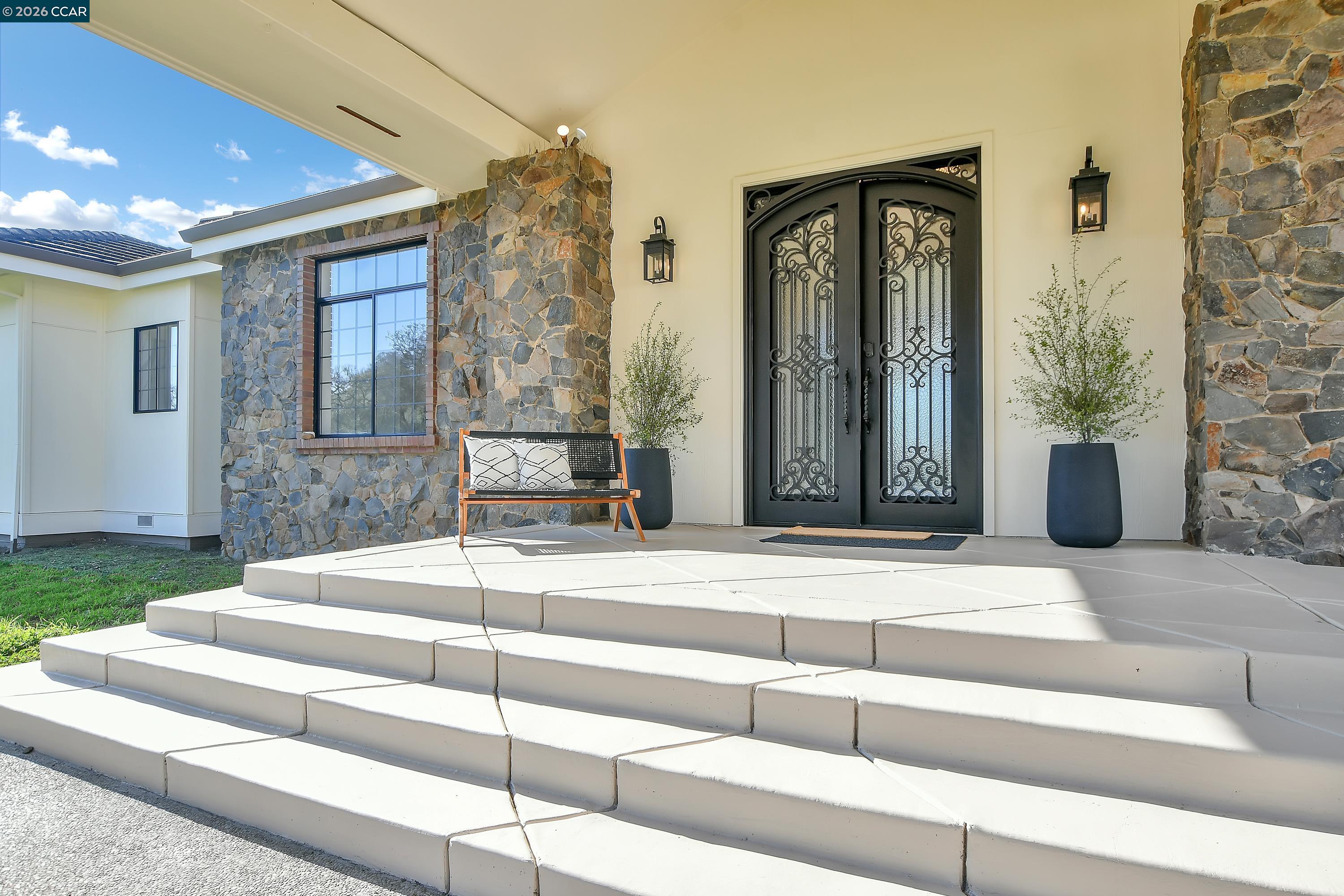 420 Leon Ct, Clayton, CA, 94517