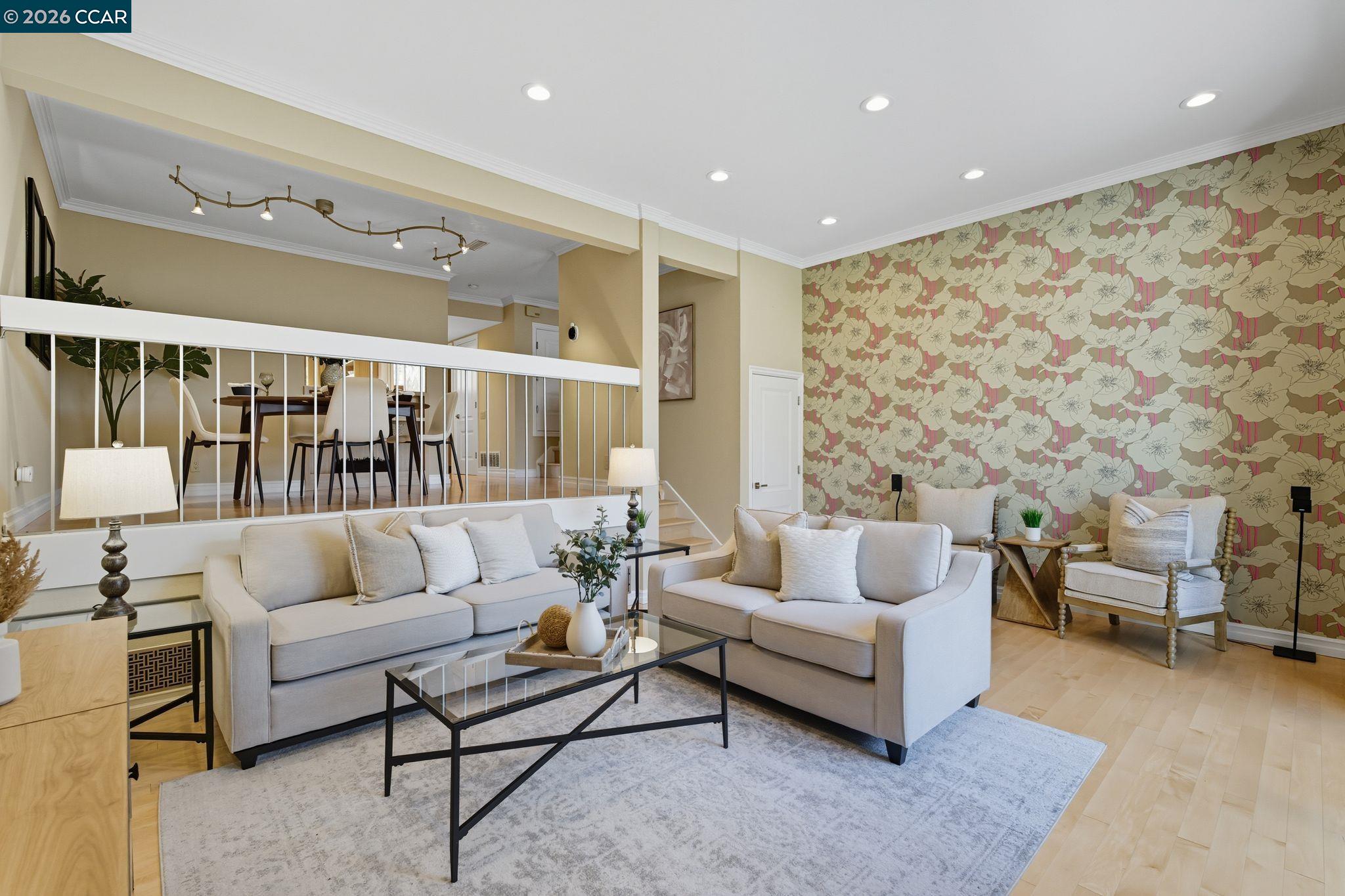 Detail Gallery Image 2 of 31 For 1585 Moraga Way, Moraga,  CA 94556 - 3 Beds | 2/1 Baths