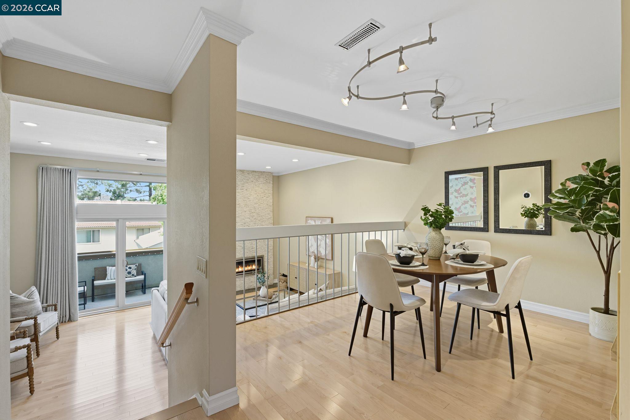 Detail Gallery Image 7 of 31 For 1585 Moraga Way, Moraga,  CA 94556 - 3 Beds | 2/1 Baths