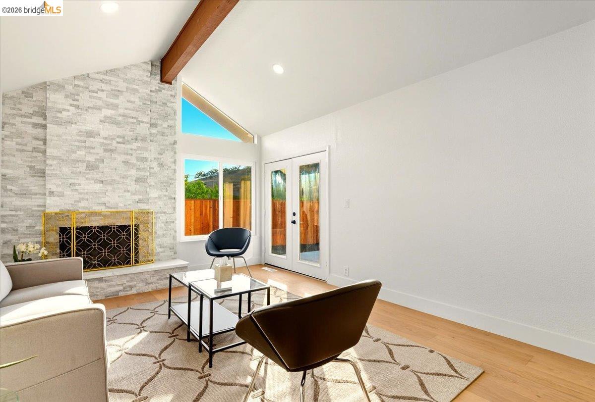 Detail Gallery Image 15 of 35 For 11 Paddock Ct, Pleasant Hill,  CA 94523 - 3 Beds | 2 Baths