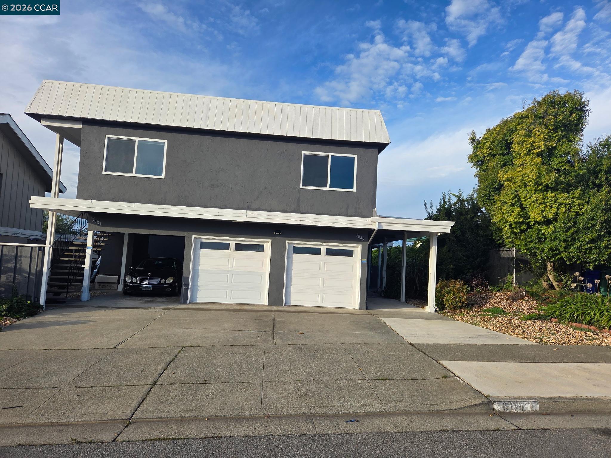 Front Image Thumbnail for CC41119828