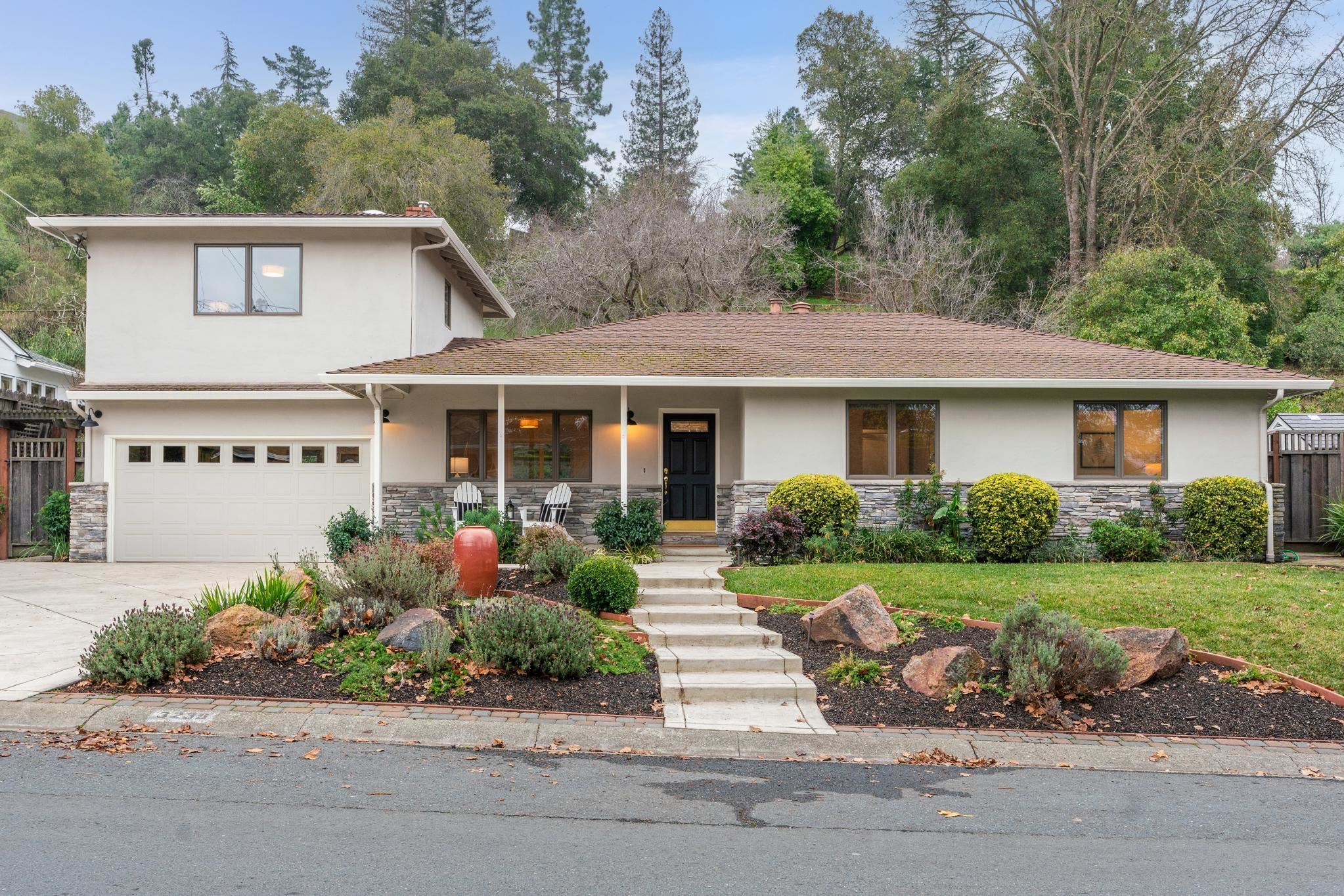 Front Image Thumbnail for CC41119850