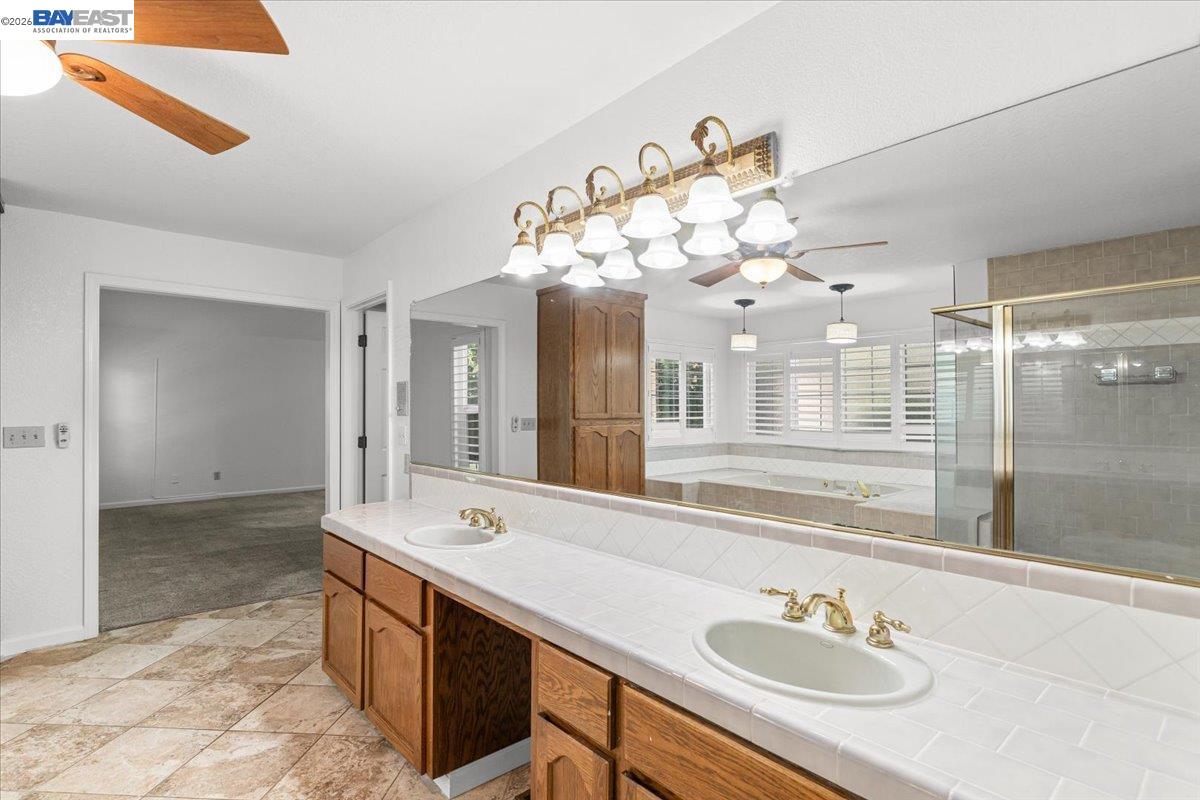 Detail Gallery Image 24 of 50 For 27000 S Hillview St, Tracy,  CA 95304 - 4 Beds | 3 Baths