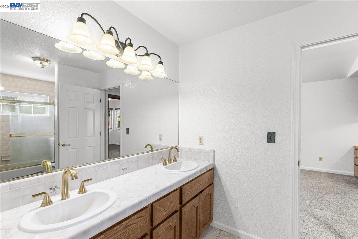 Detail Gallery Image 29 of 50 For 27000 S Hillview St, Tracy,  CA 95304 - 4 Beds | 3 Baths