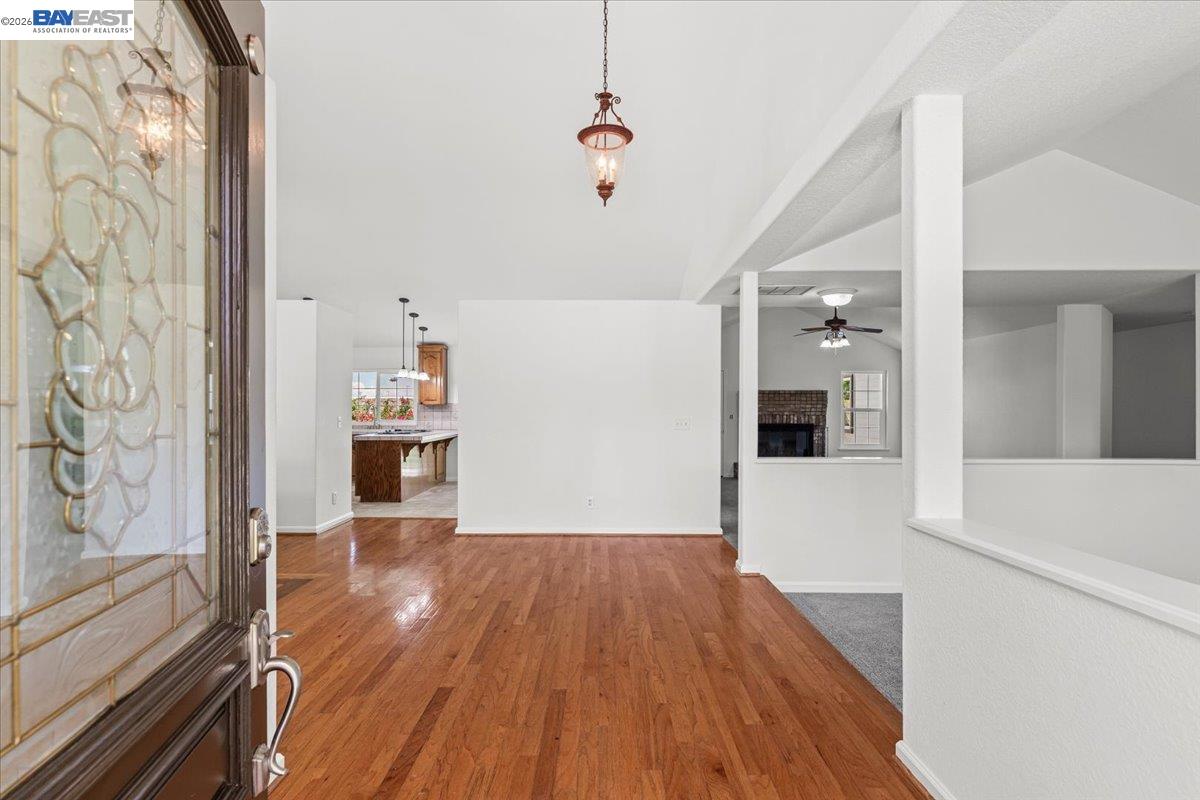 Detail Gallery Image 5 of 50 For 27000 S Hillview St, Tracy,  CA 95304 - 4 Beds | 3 Baths