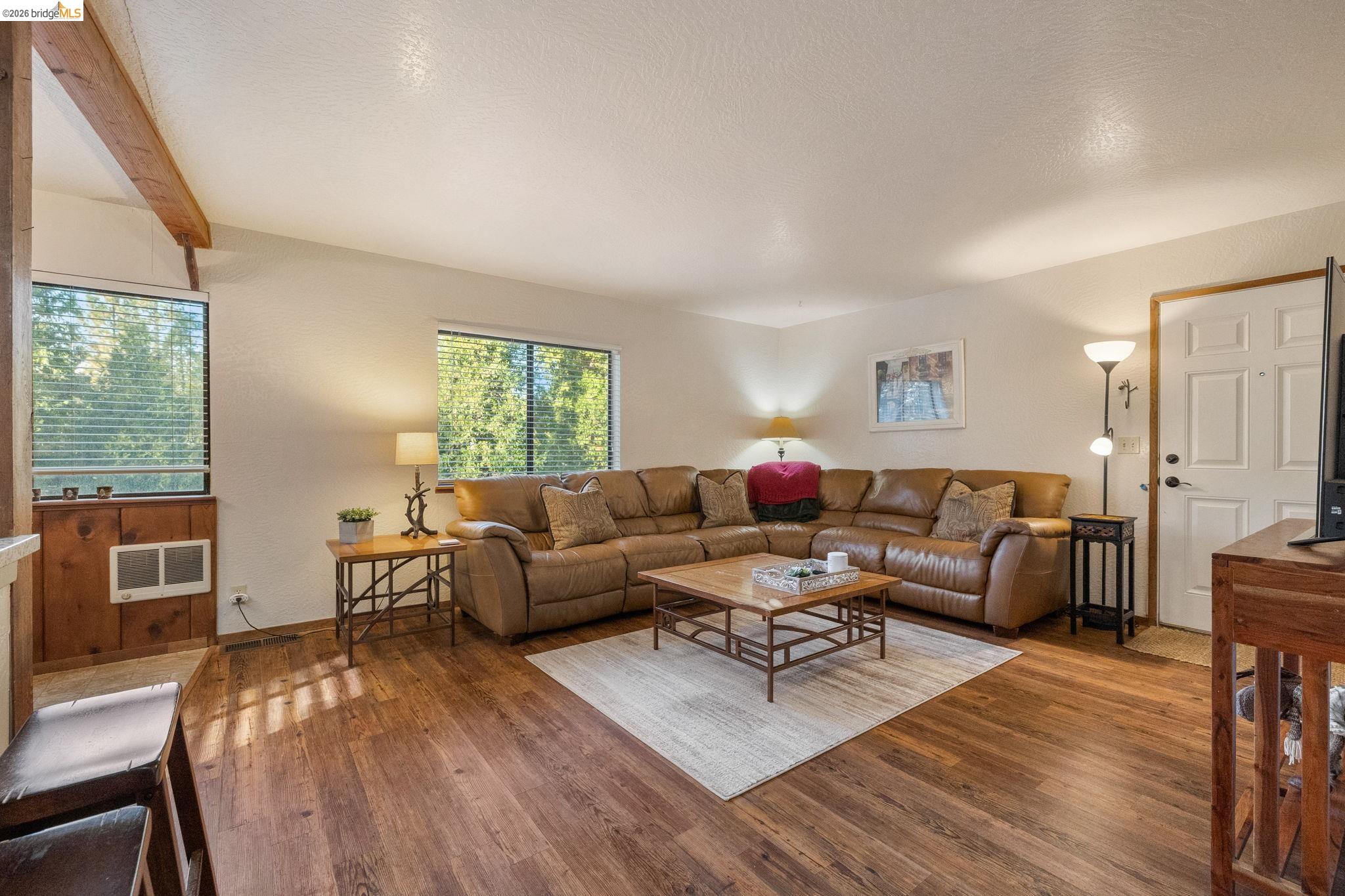 Detail Gallery Image 2 of 20 For 22435 Ponderosa, Twain Harte,  CA 95383-9999 - 4 Beds | 2 Baths