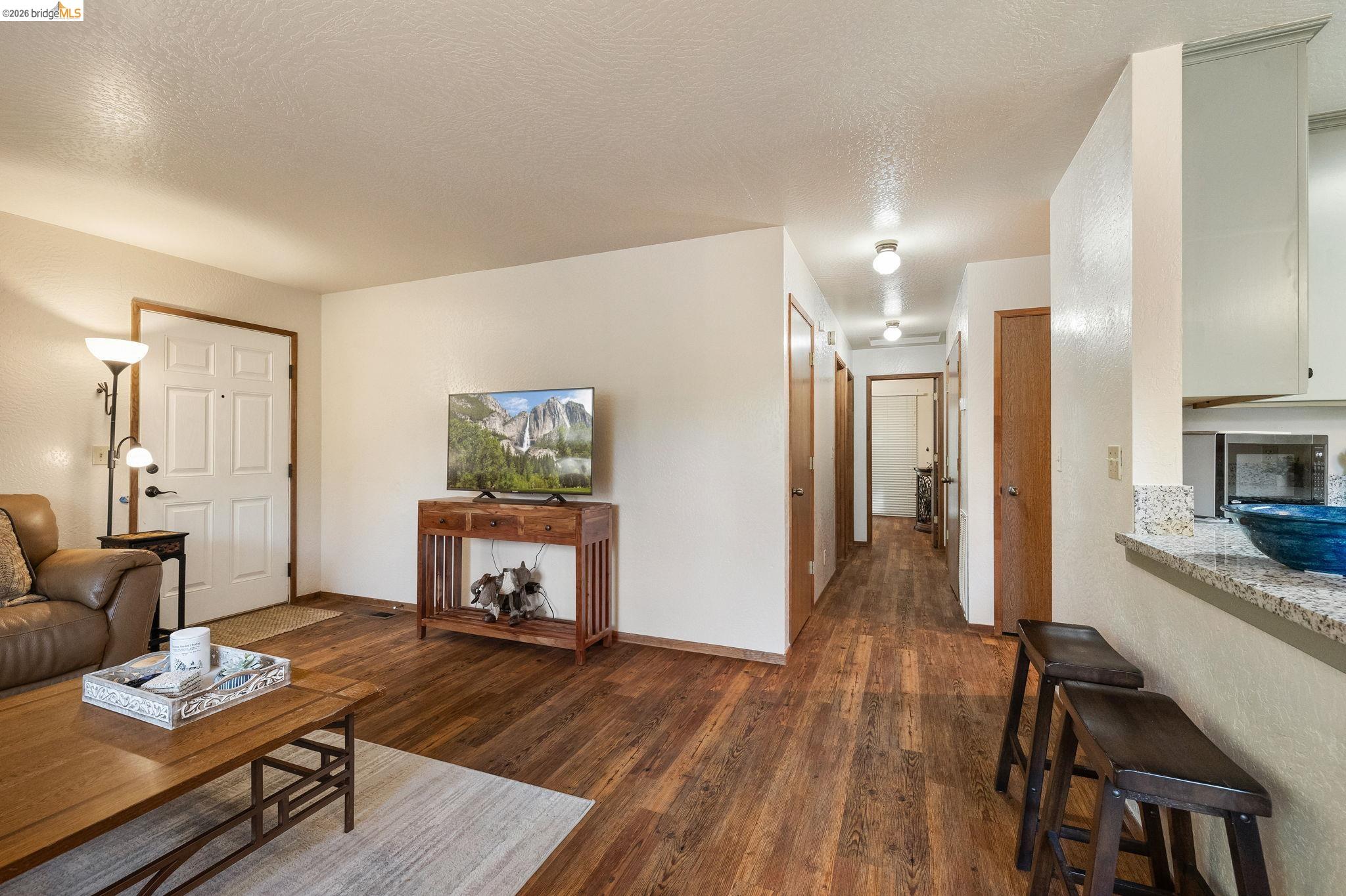 Detail Gallery Image 8 of 20 For 22435 Ponderosa, Twain Harte,  CA 95383-9999 - 4 Beds | 2 Baths