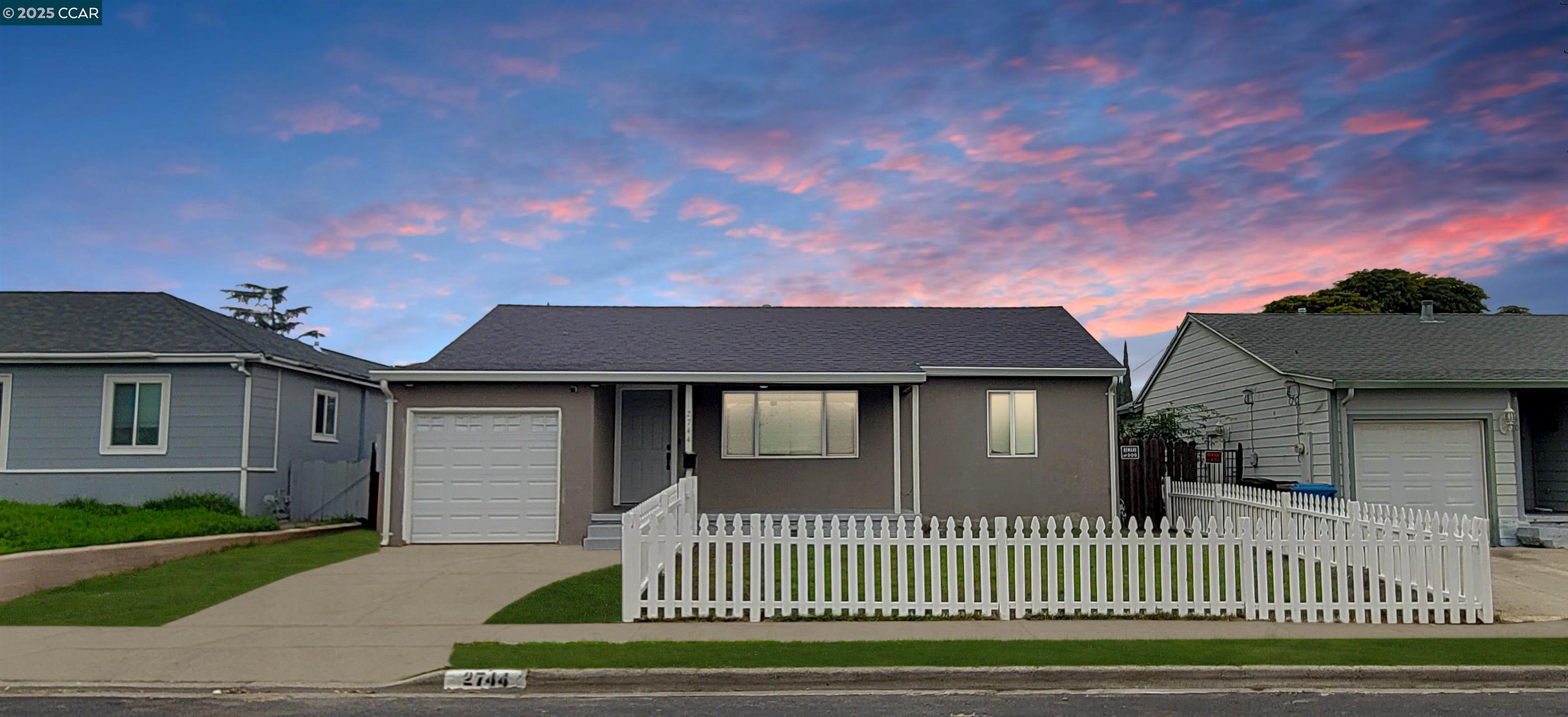 Front Image Thumbnail for CC41119869