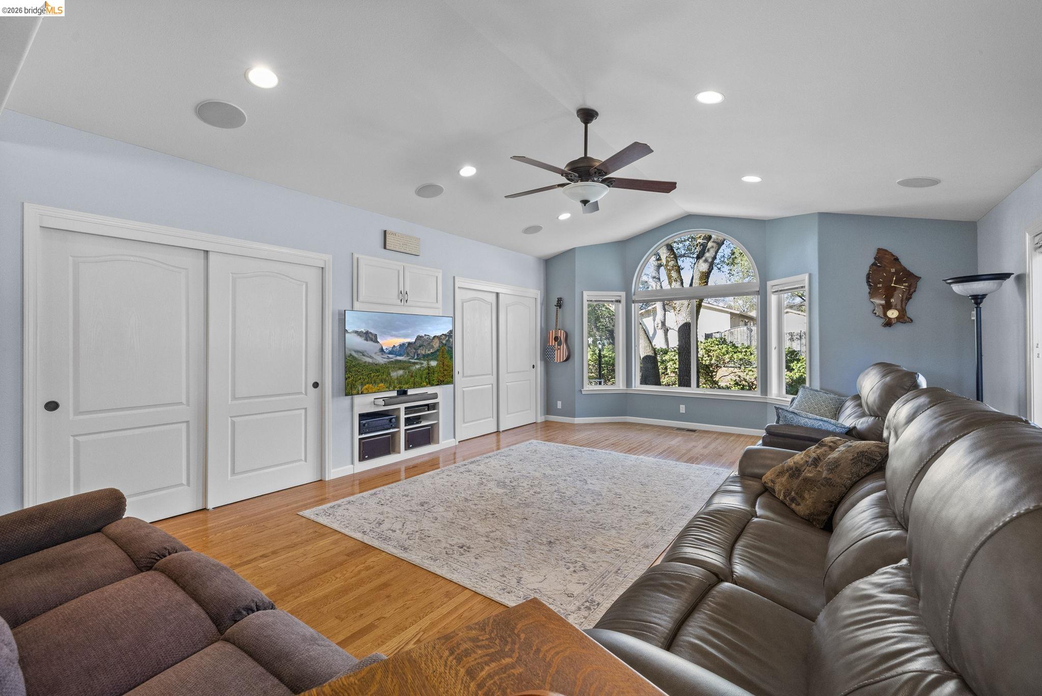 Detail Gallery Image 12 of 51 For 15 Corte Del Encino, Sonora,  CA 95370 - 4 Beds | 3/1 Baths