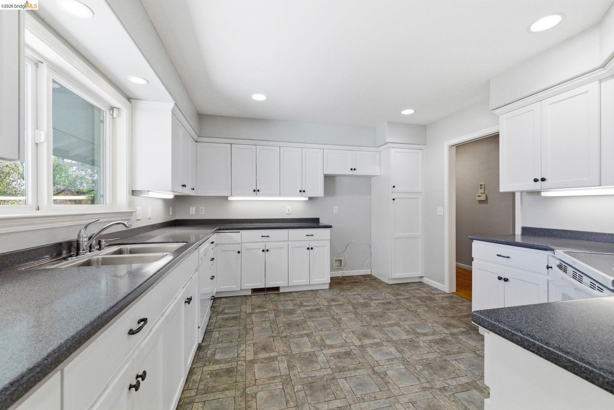 Detail Gallery Image 18 of 51 For 15 Corte Del Encino, Sonora,  CA 95370 - 4 Beds | 3/1 Baths