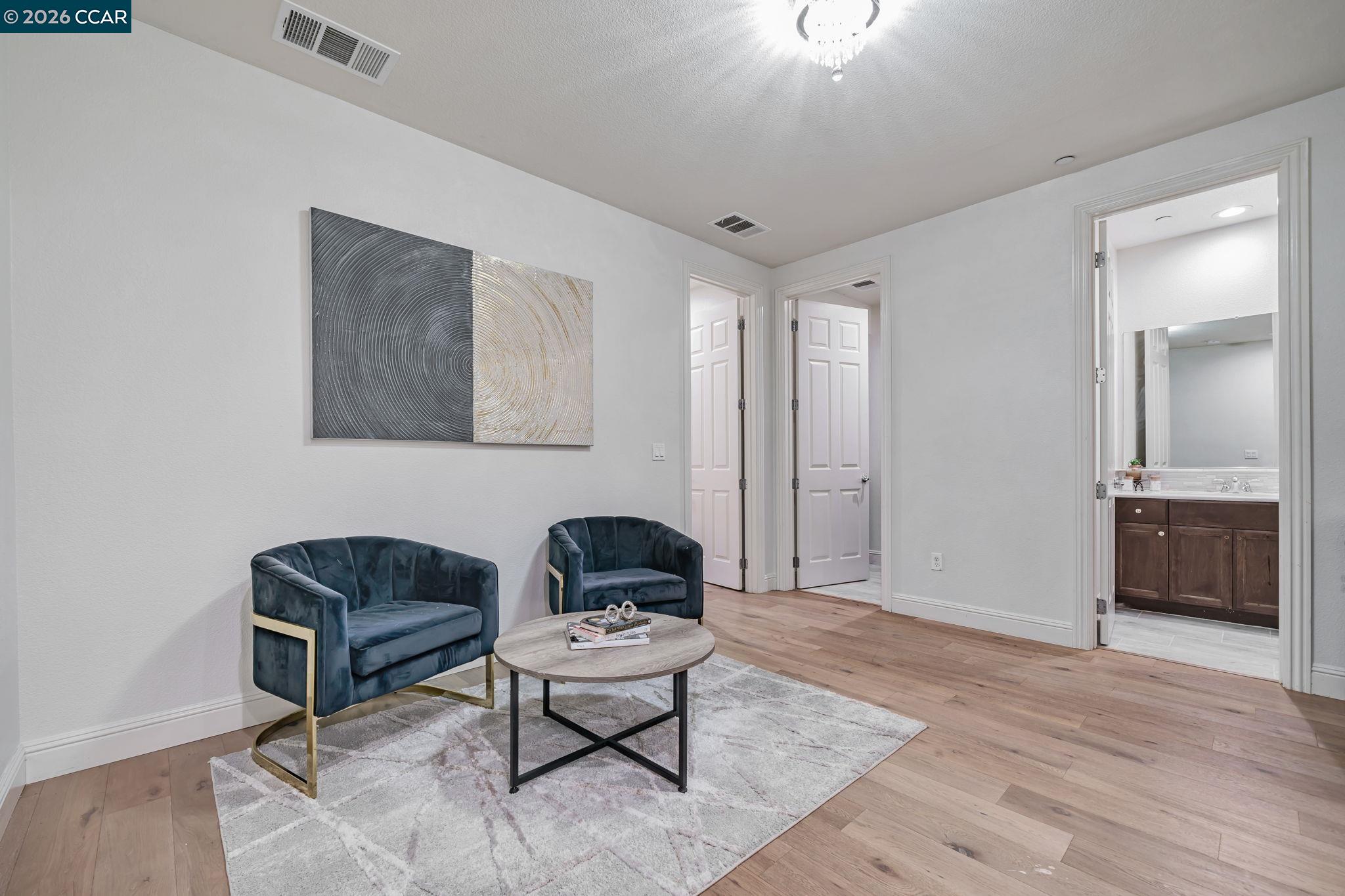 Photo #15: 41119911 Listing: Photo #15