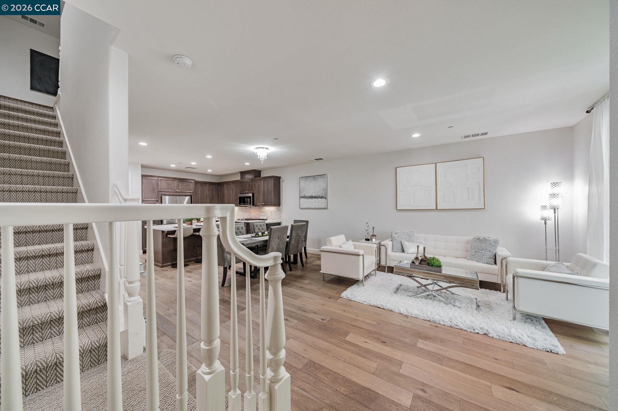 Photo #3: 41119911 Listing: Photo #3