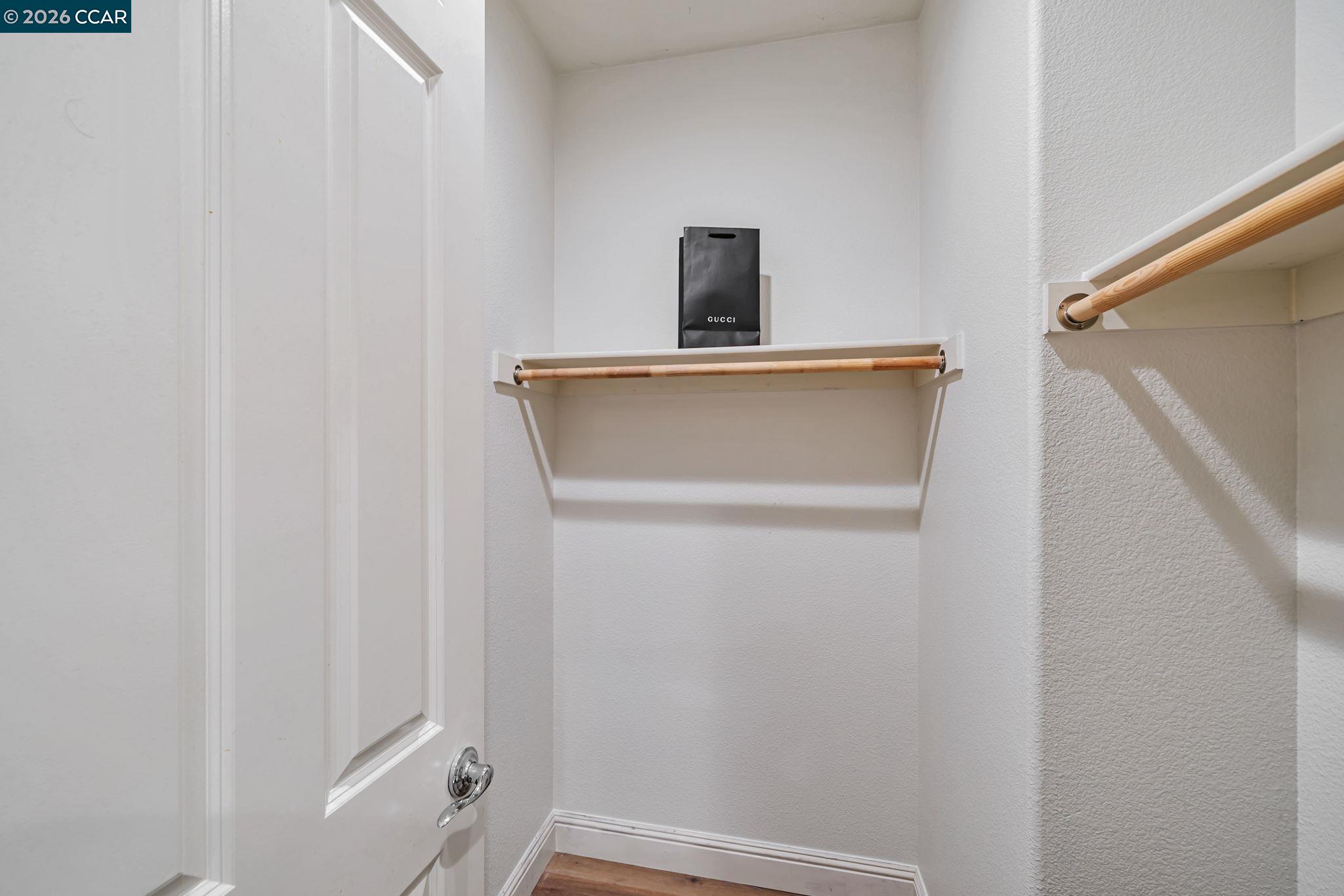 Photo #21: 41119911 Listing: Photo #21