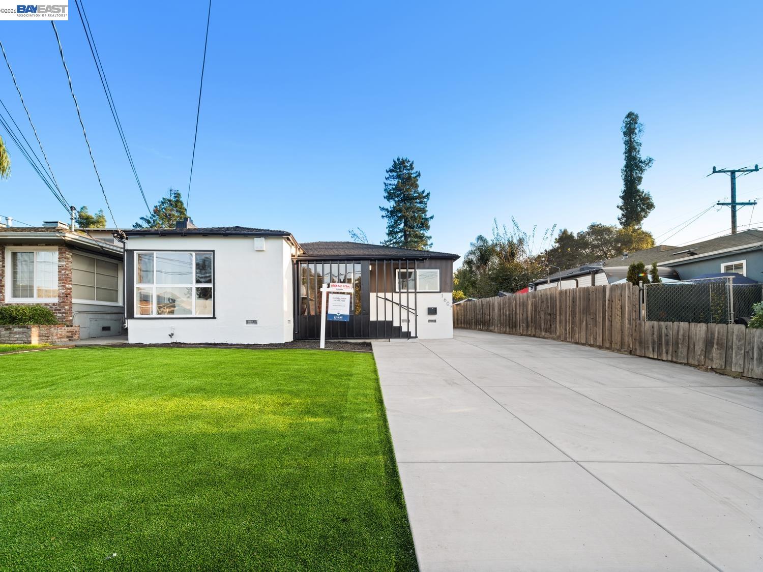 Front Image Thumbnail for BE41119932