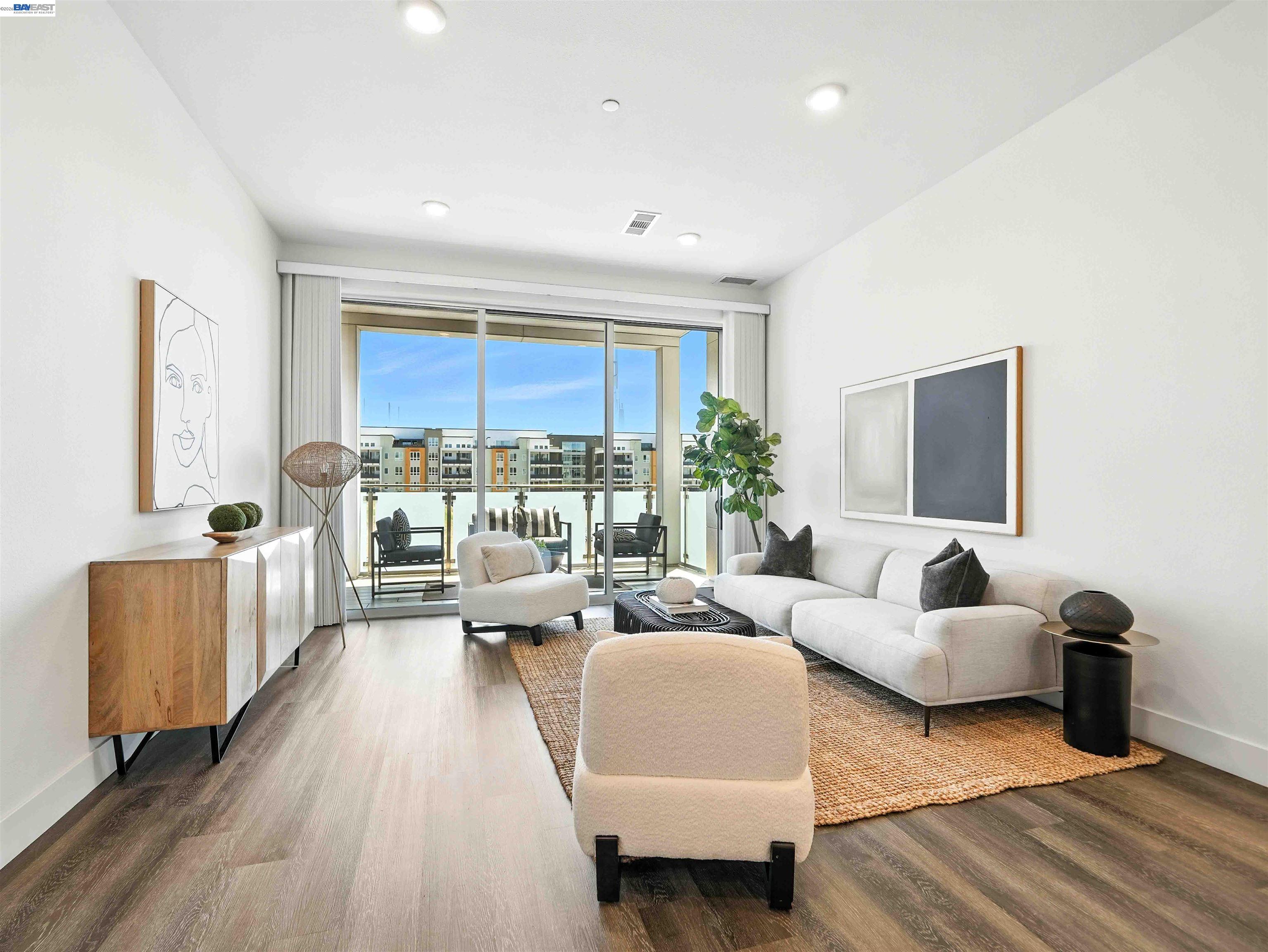 Front Image Thumbnail for BE41119948