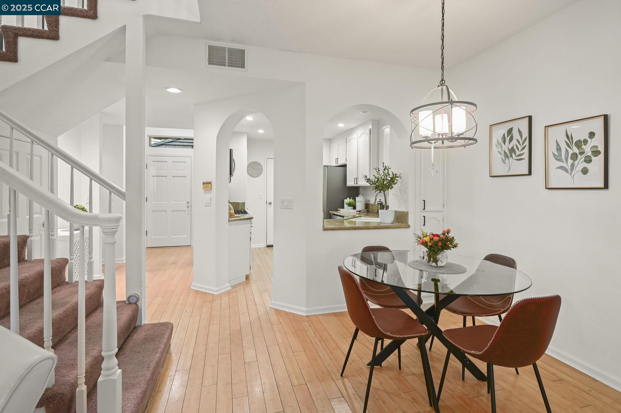 Photo #11: 41119954 Listing: Photo #11