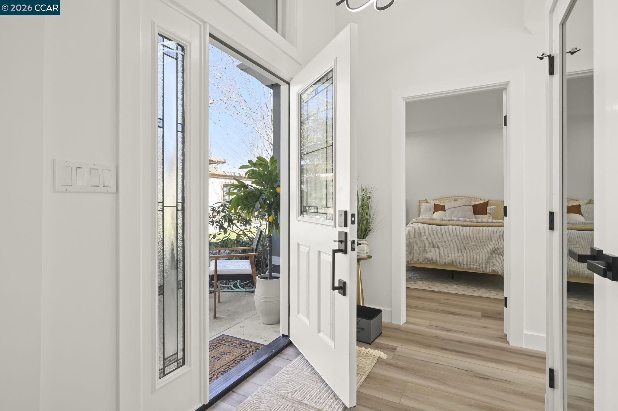 Detail Gallery Image 2 of 29 For 1129 Leisure Lane #4 Apt 4,  Walnut Creek,  CA 94595 - 2 Beds | 2 Baths