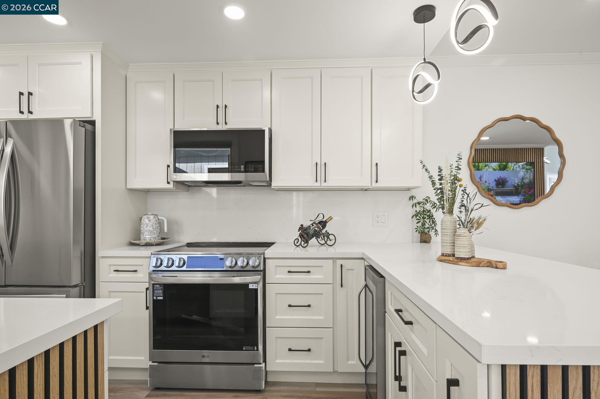 Detail Gallery Image 10 of 29 For 1129 Leisure Lane #4 Apt 4,  Walnut Creek,  CA 94595 - 2 Beds | 2 Baths