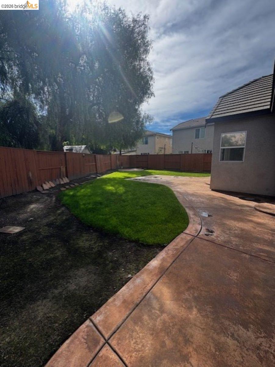 Detail Gallery Image 11 of 29 For 2638 Breaker Way, Stockton,  CA 95209 - 4 Beds | 2 Baths