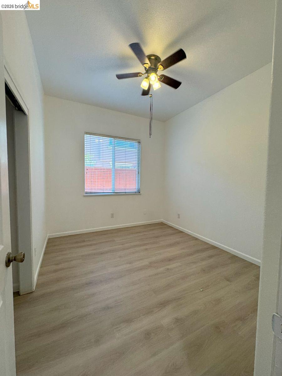 Detail Gallery Image 10 of 13 For 2638 Breaker Way, Stockton,  CA 95209 - 4 Beds | 2 Baths