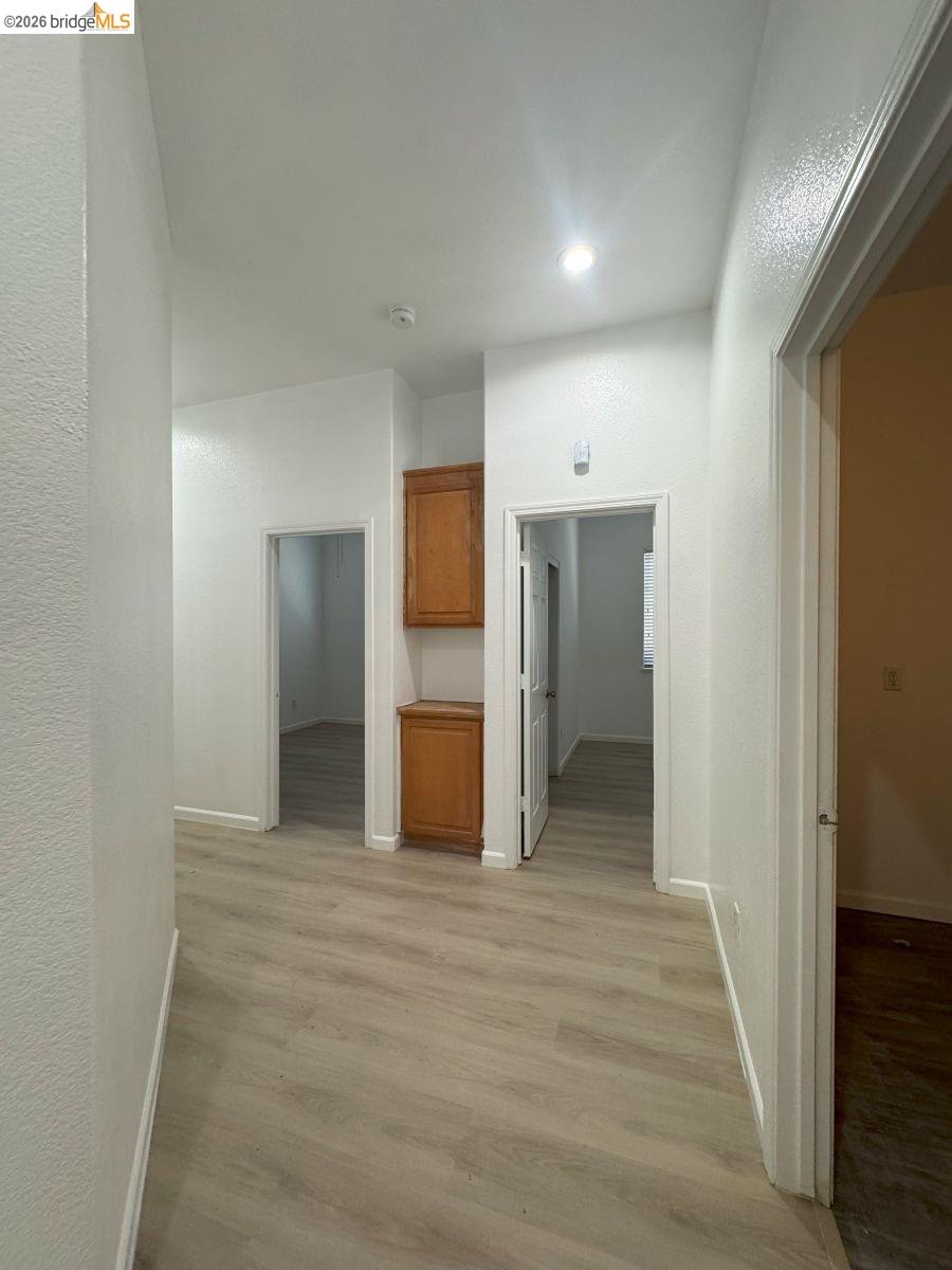 Detail Gallery Image 7 of 13 For 2638 Breaker Way, Stockton,  CA 95209 - 4 Beds | 2 Baths