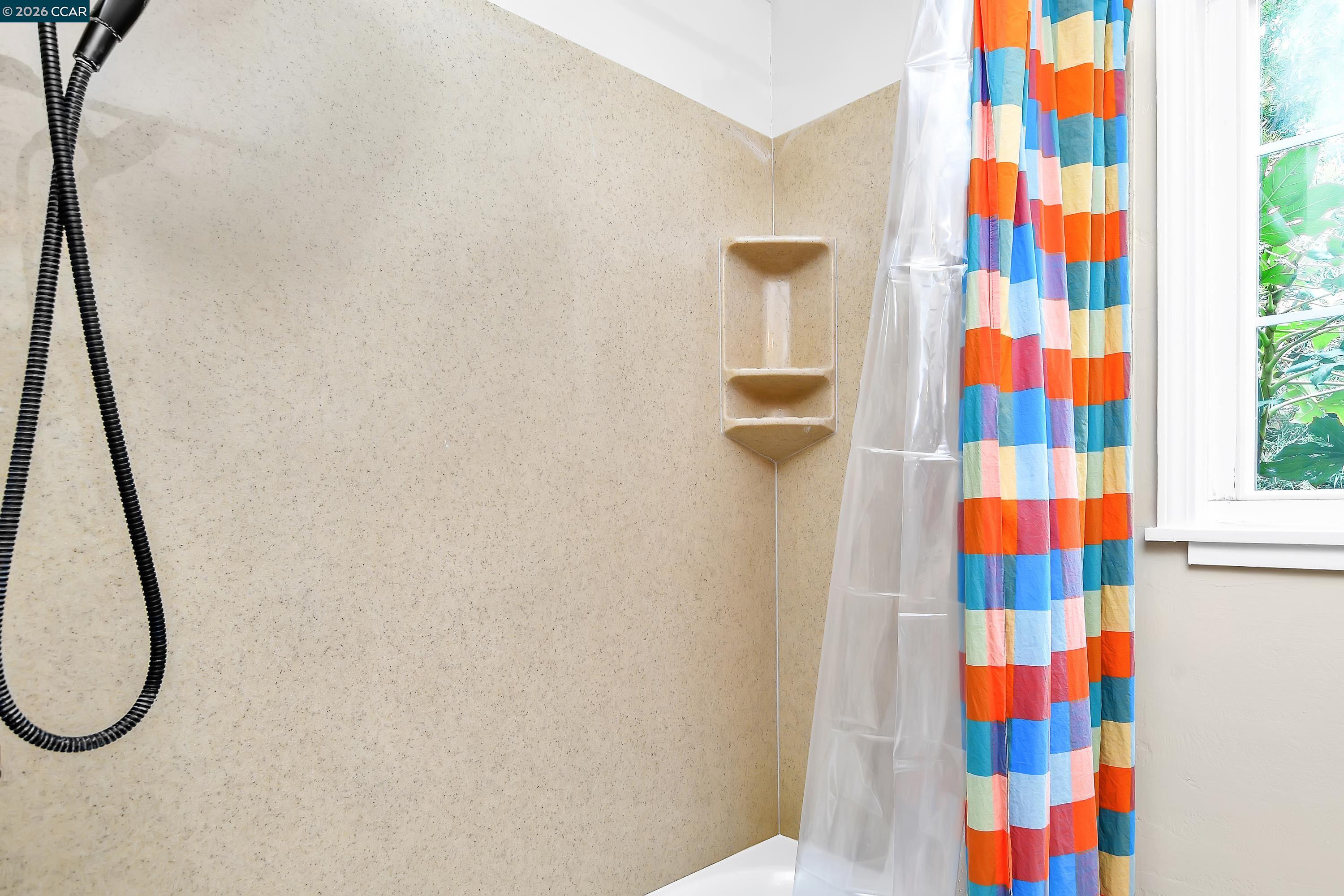 Detail Gallery Image 15 of 31 For 3818 Village Rd, Concord,  CA 94519 - 3 Beds | 1 Baths