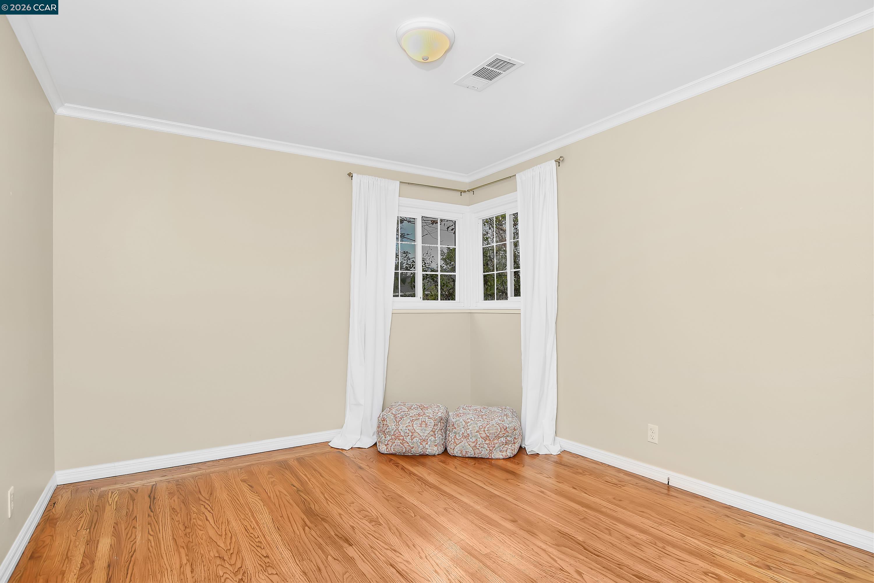 Detail Gallery Image 18 of 31 For 3818 Village Rd, Concord,  CA 94519 - 3 Beds | 1 Baths