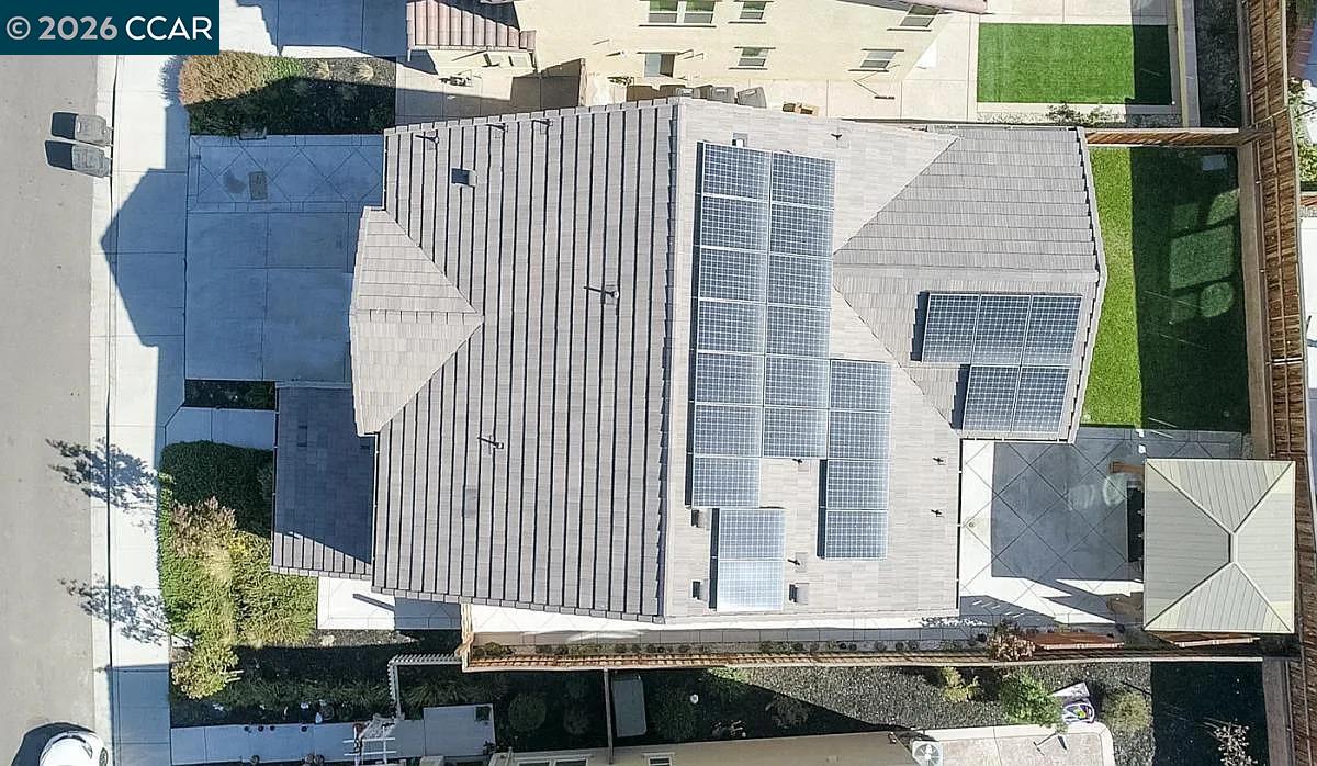 Detail Gallery Image 22 of 25 For 252 Lasata Dr, Tracy,  CA 95377-8441 - 4 Beds | 2/1 Baths