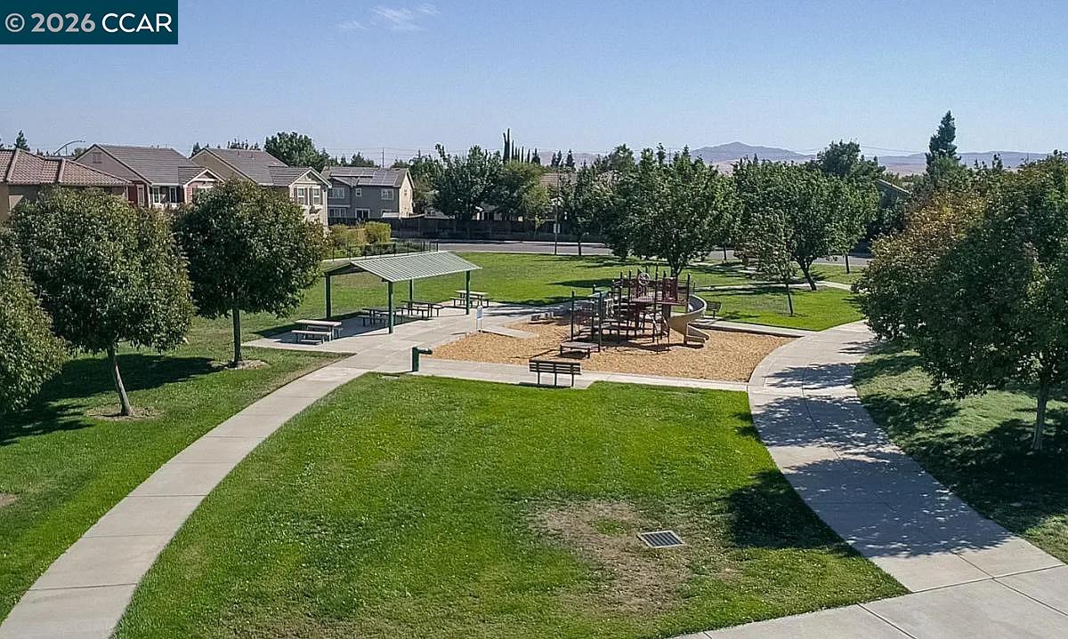 Detail Gallery Image 25 of 25 For 252 Lasata Dr, Tracy,  CA 95377-8441 - 4 Beds | 2/1 Baths