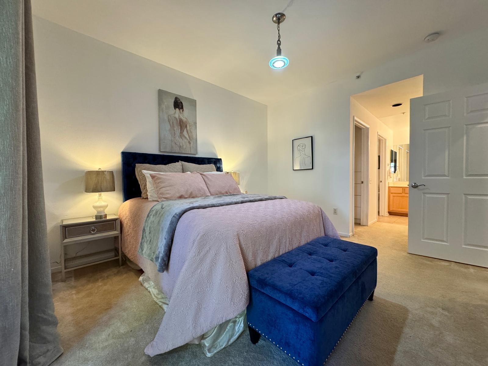 Detail Gallery Image 14 of 36 For 320 Caldecott Ln #127,  Oakland,  CA 94618 - 2 Beds | 2 Baths