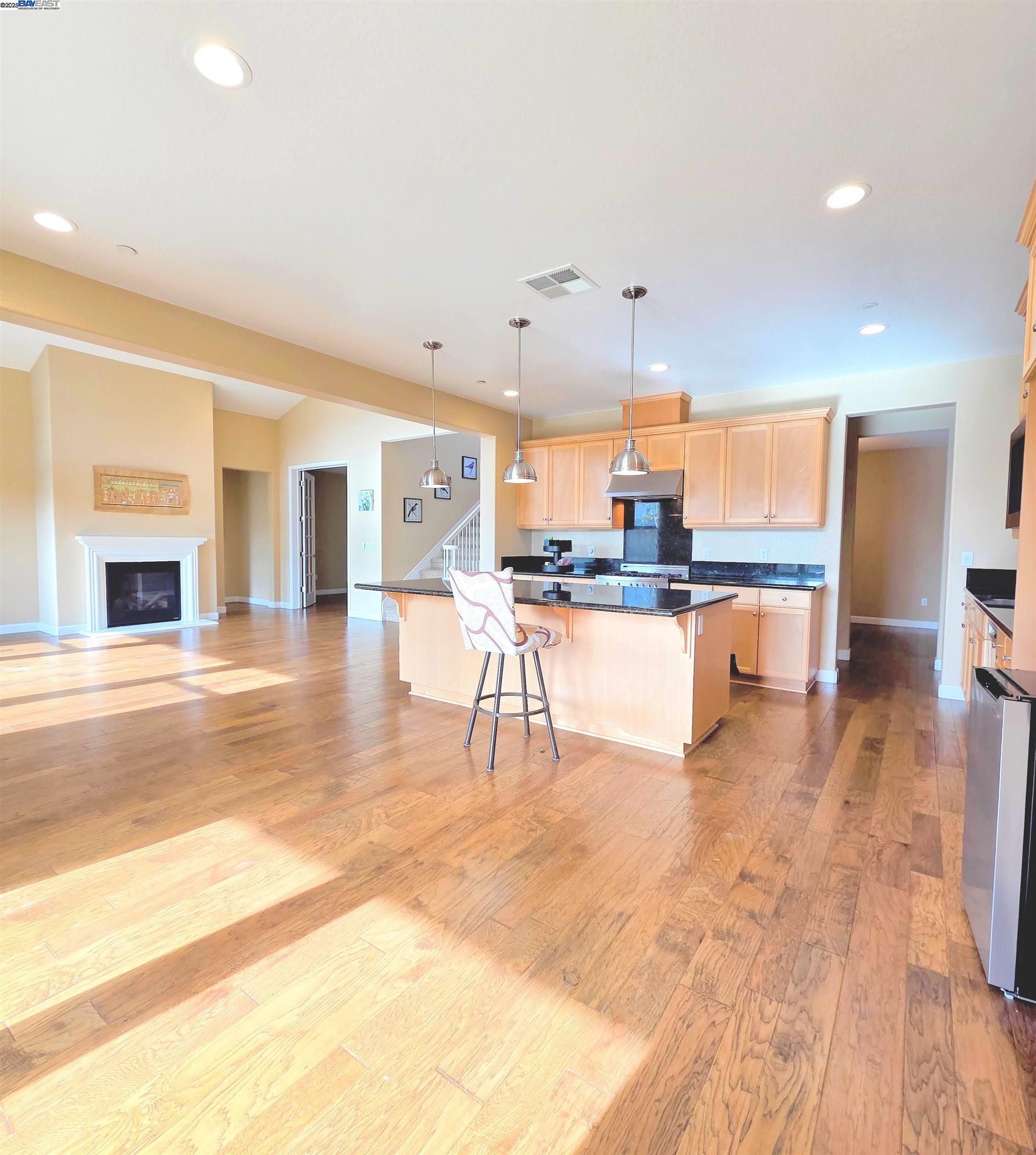 Detail Gallery Image 12 of 51 For 3548 Rapallo Way, Manteca,  CA 95337 - 4 Beds | 3/1 Baths