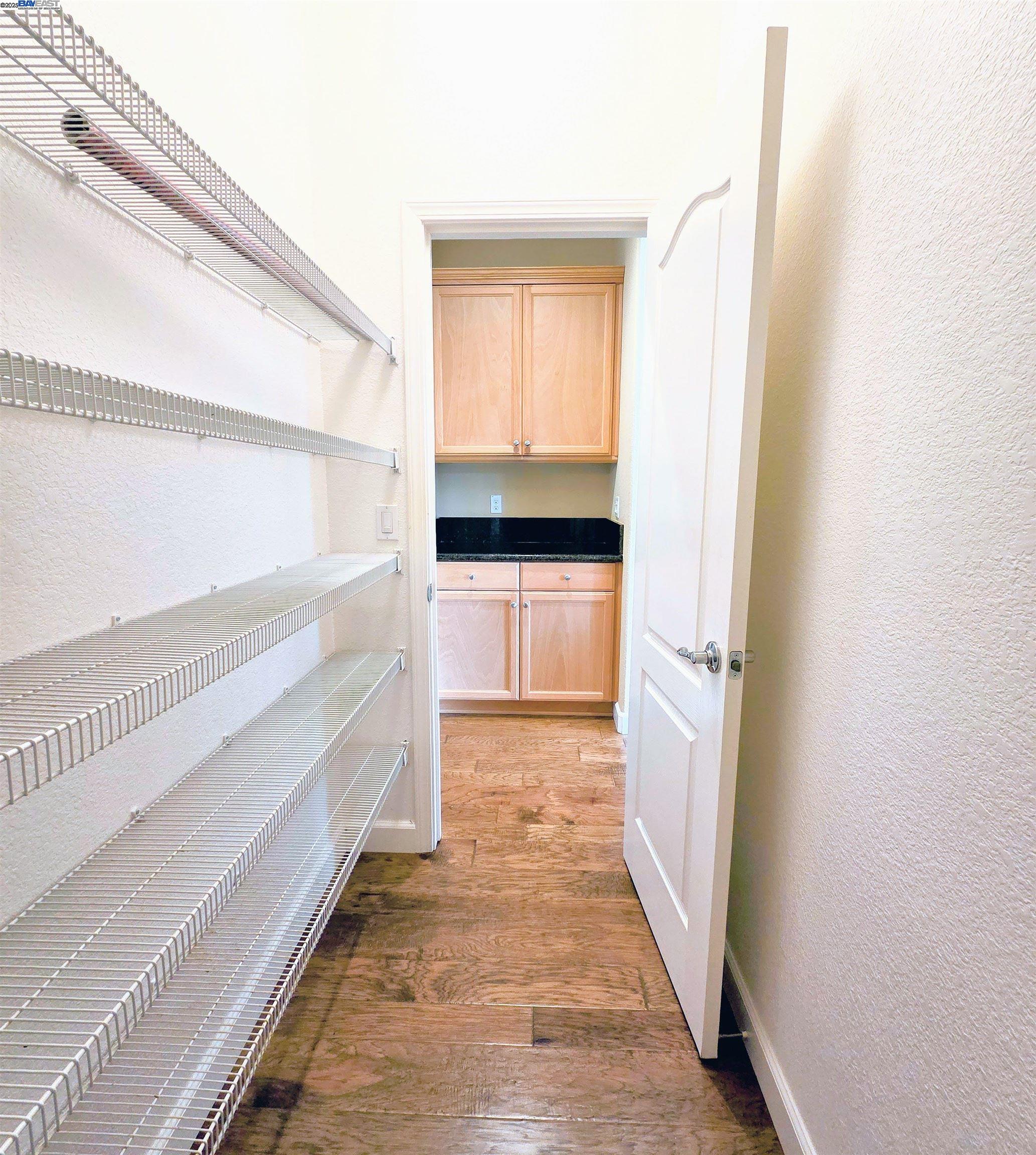 Detail Gallery Image 33 of 51 For 3548 Rapallo Way, Manteca,  CA 95337 - 4 Beds | 3/1 Baths