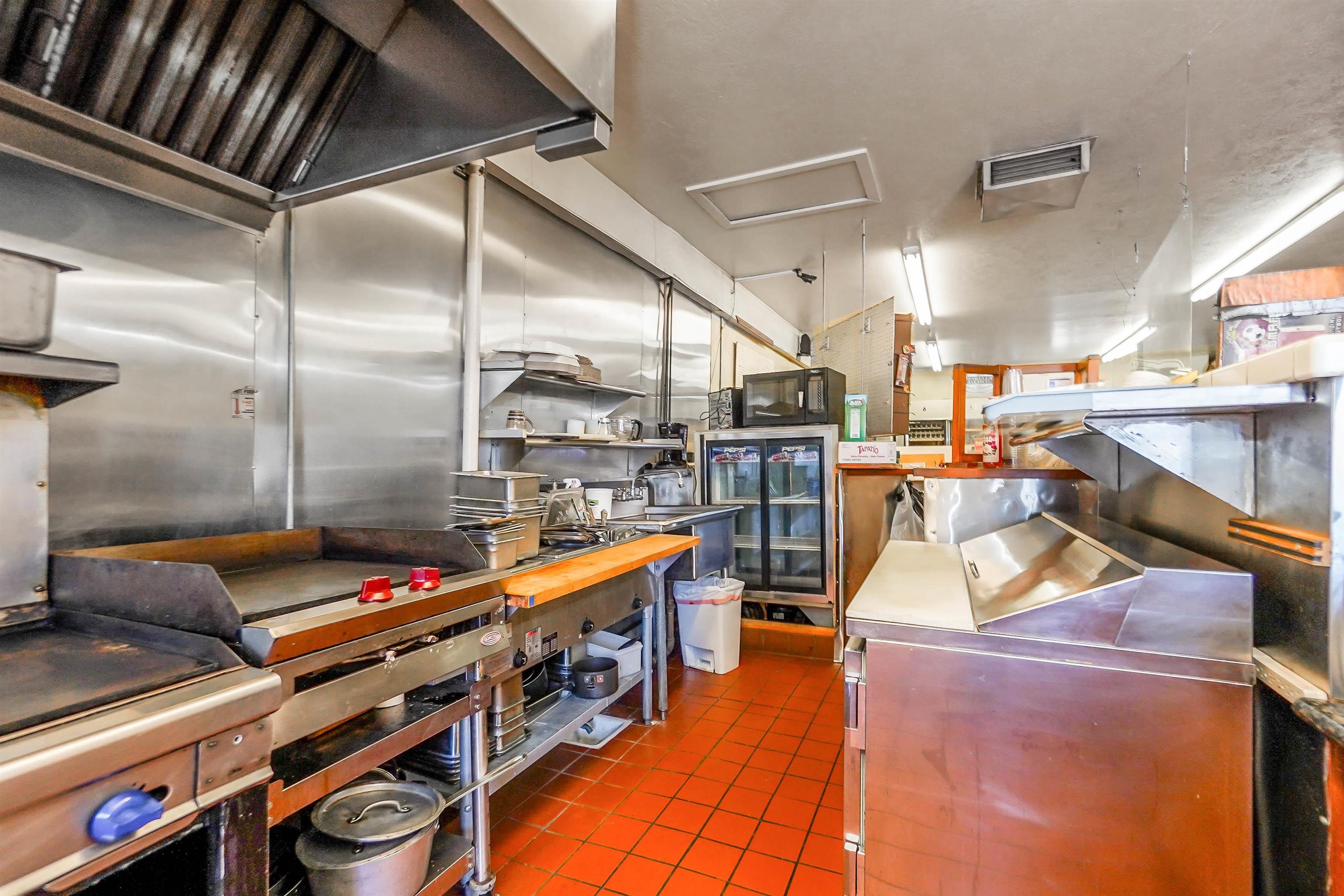 2701 E 9Th St, Oakland CA 94601 — photo 9