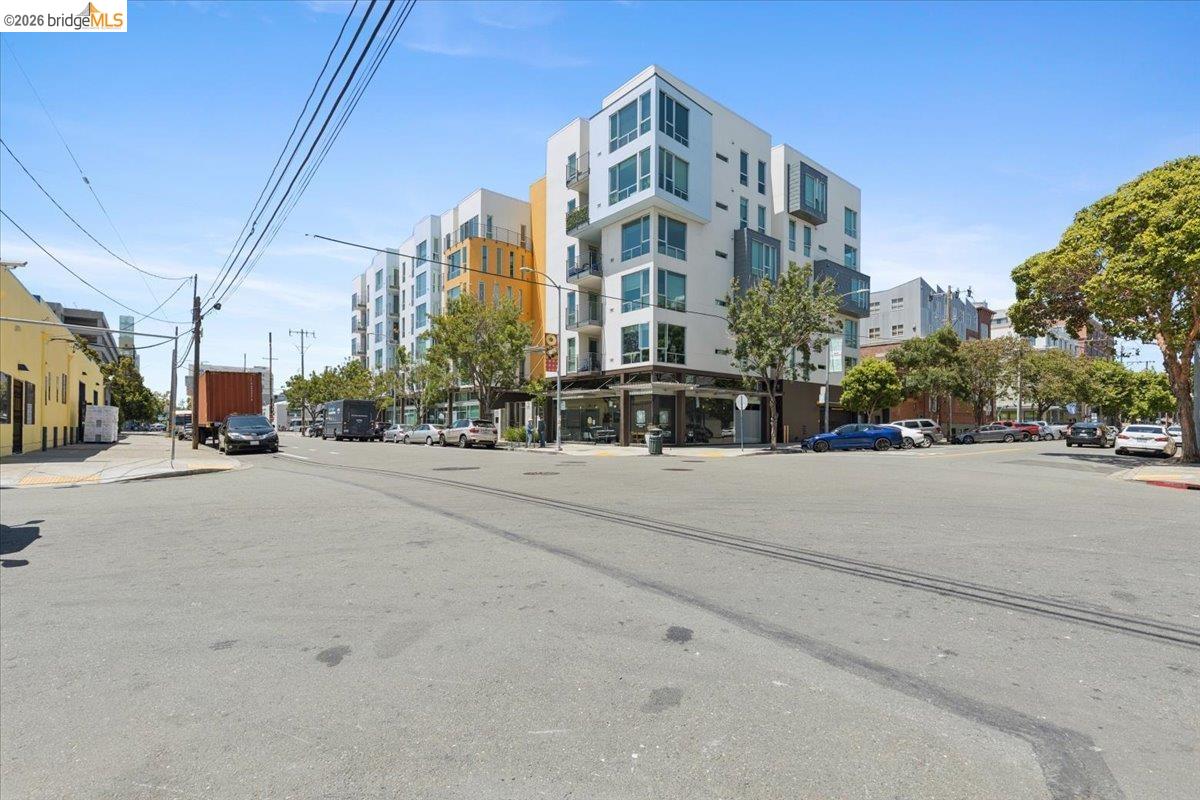 Front Image Thumbnail for EB41120034